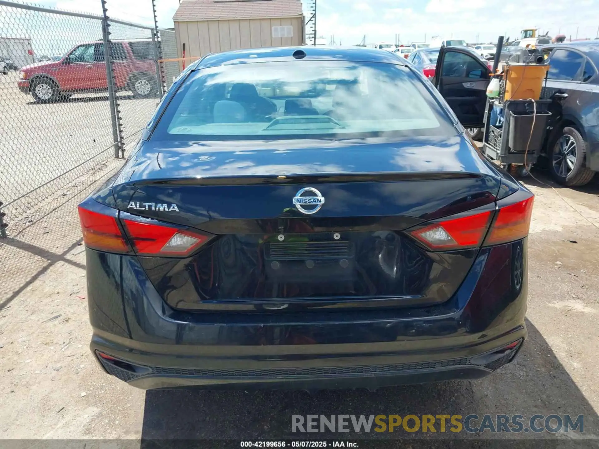 16 Photograph of a damaged car 1N4BL4BV8LC214842 NISSAN ALTIMA 2020