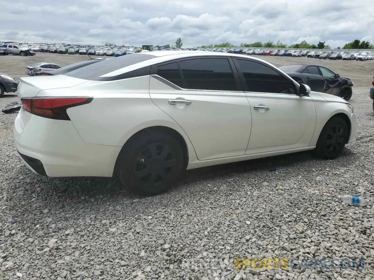 3 Photograph of a damaged car 1N4BL4BV8LC217059 NISSAN ALTIMA 2020