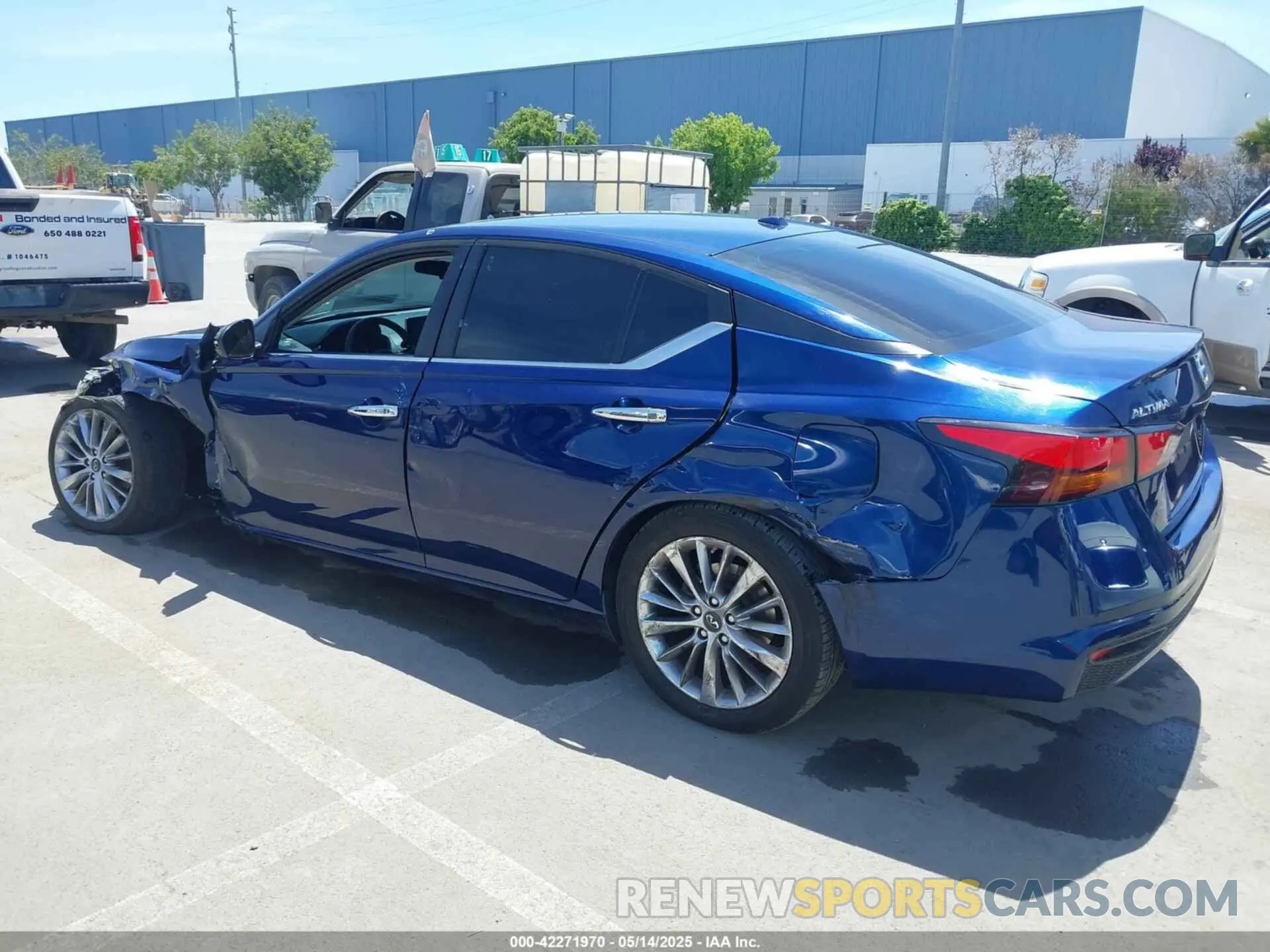 3 Photograph of a damaged car 1N4BL4BV8LC221449 NISSAN ALTIMA 2020
