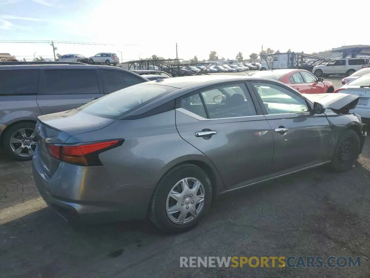 3 Photograph of a damaged car 1N4BL4BV8LC237294 NISSAN ALTIMA 2020