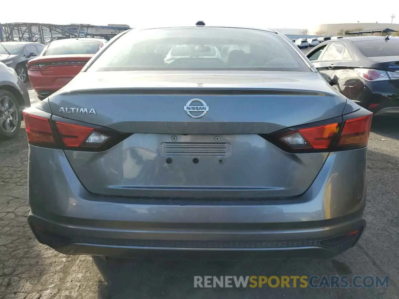 6 Photograph of a damaged car 1N4BL4BV8LC237294 NISSAN ALTIMA 2020