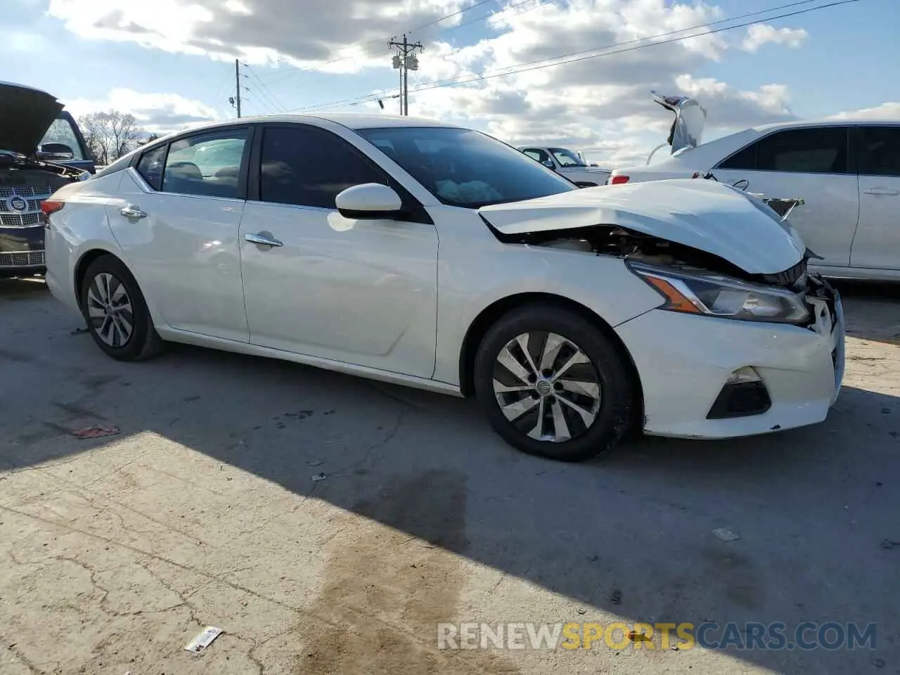 4 Photograph of a damaged car 1N4BL4BV8LC242771 NISSAN ALTIMA 2020