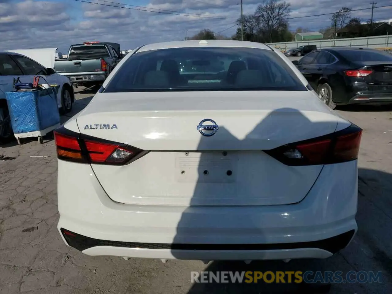 6 Photograph of a damaged car 1N4BL4BV8LC242771 NISSAN ALTIMA 2020