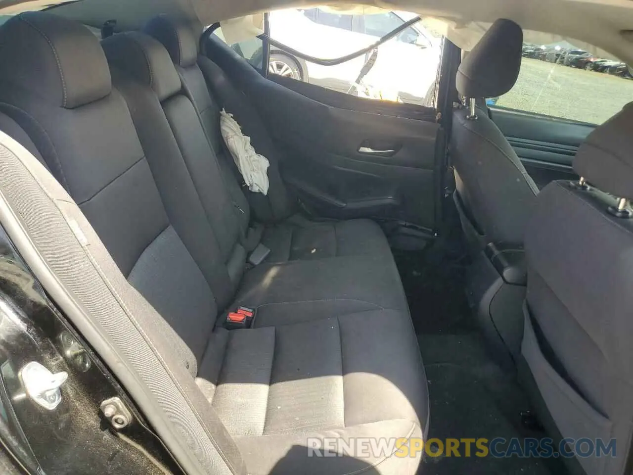 10 Photograph of a damaged car 1N4BL4BV8LC247226 NISSAN ALTIMA 2020