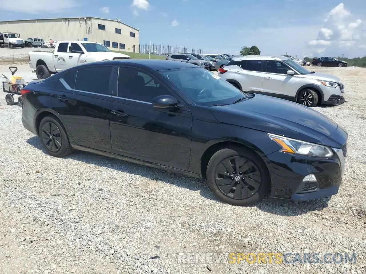 4 Photograph of a damaged car 1N4BL4BV8LC247226 NISSAN ALTIMA 2020
