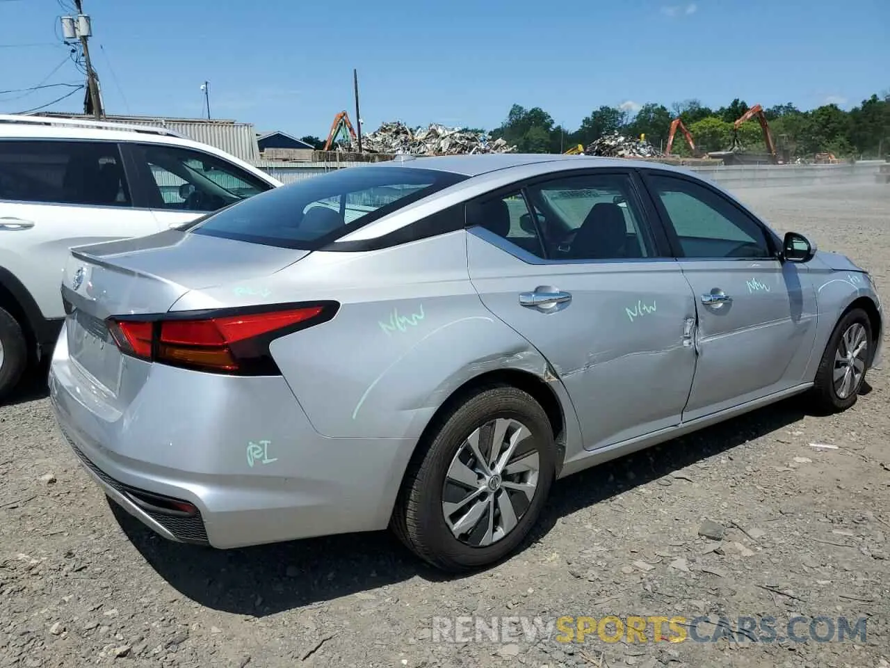 3 Photograph of a damaged car 1N4BL4BV8LC249364 NISSAN ALTIMA 2020