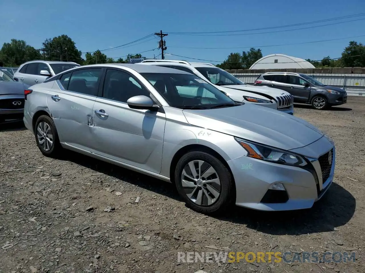 4 Photograph of a damaged car 1N4BL4BV8LC249364 NISSAN ALTIMA 2020