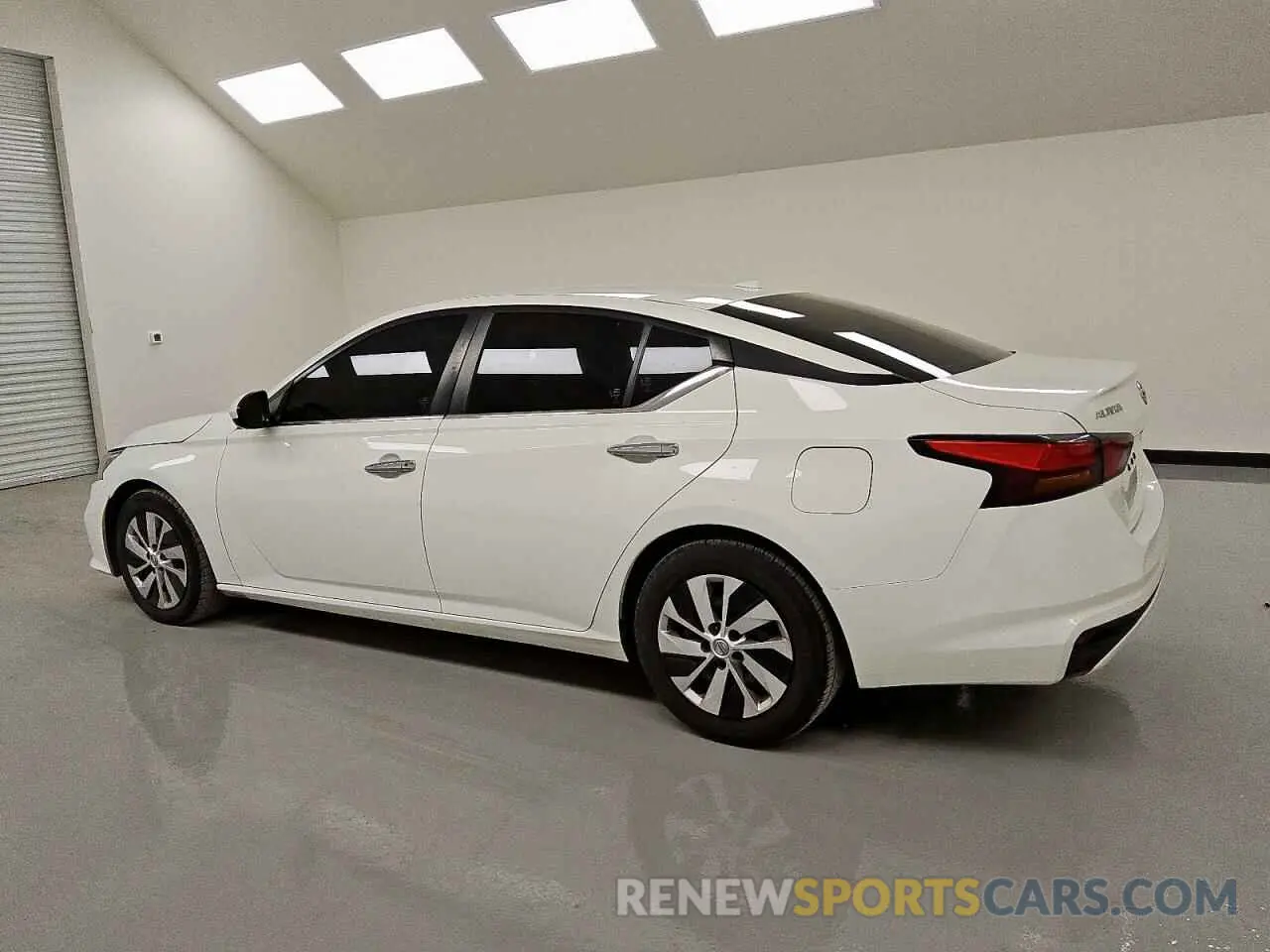 2 Photograph of a damaged car 1N4BL4BV8LC249428 NISSAN ALTIMA 2020