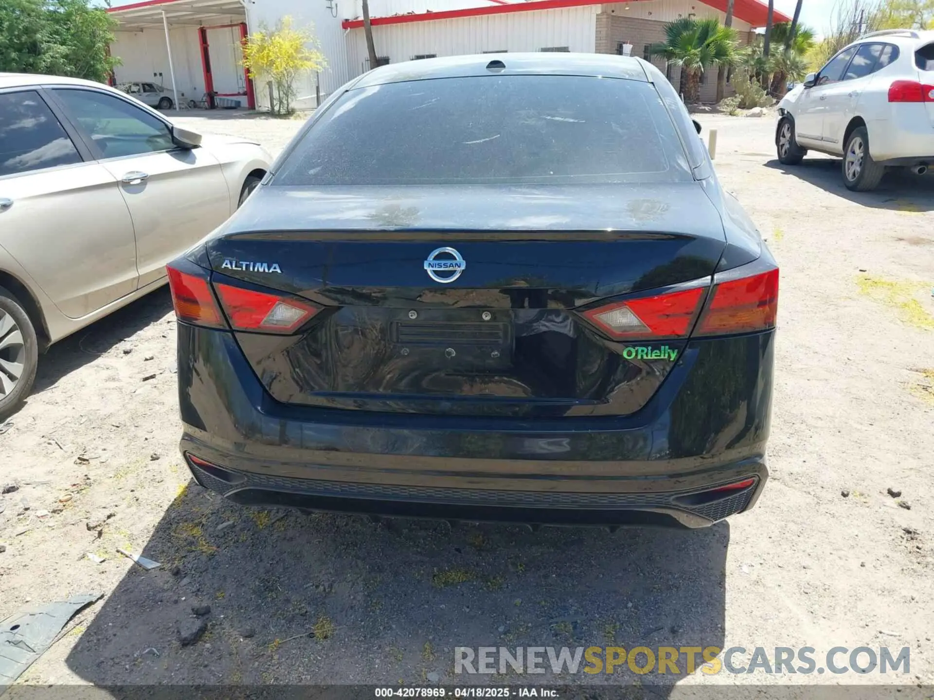 15 Photograph of a damaged car 1N4BL4BV8LC251972 NISSAN ALTIMA 2020