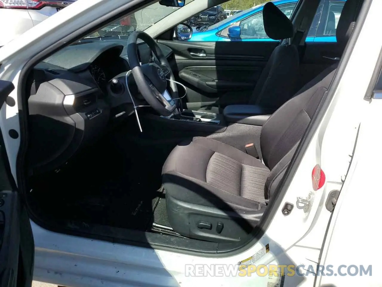 7 Photograph of a damaged car 1N4BL4BV8LC277911 NISSAN ALTIMA 2020