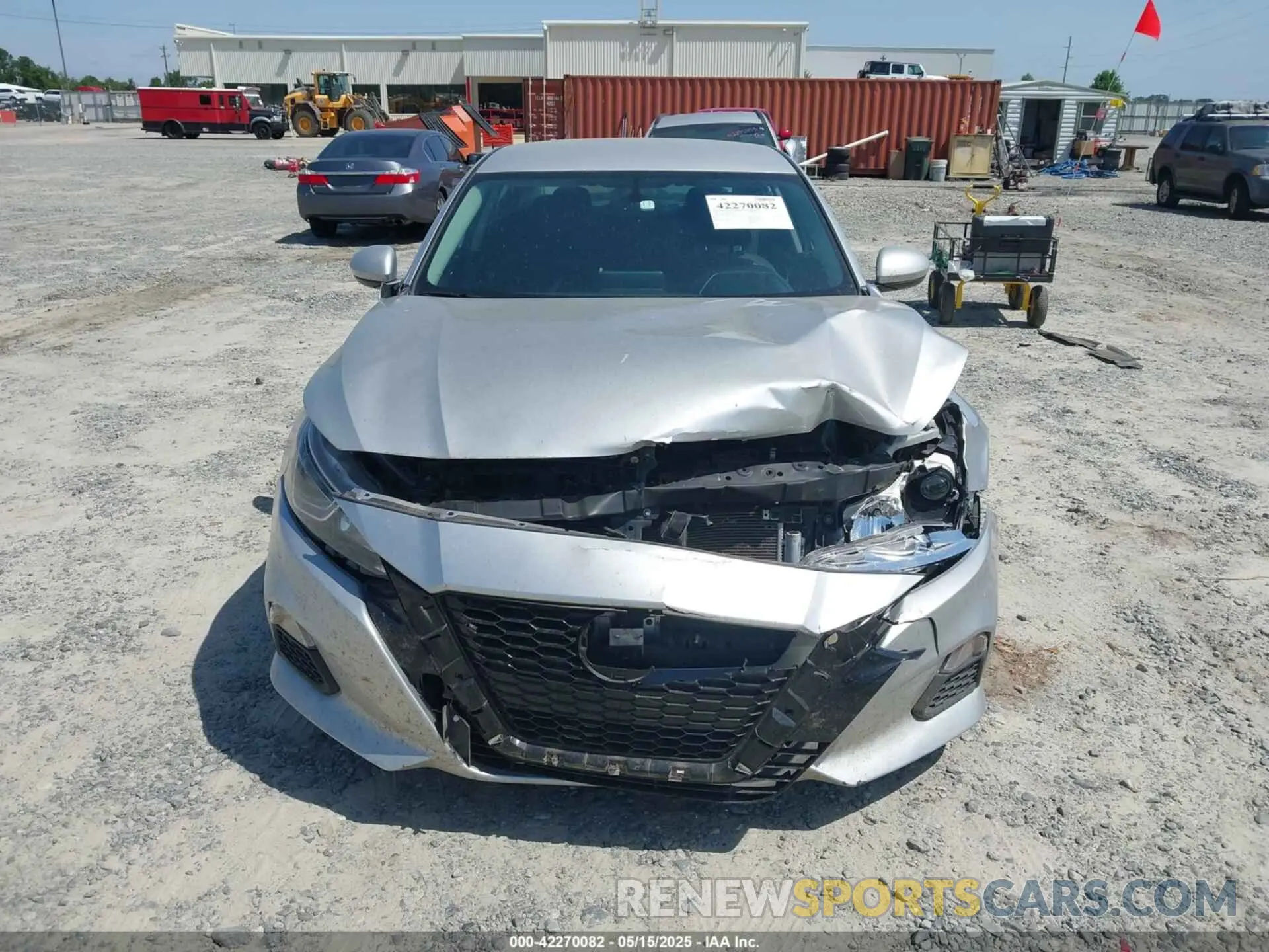 12 Photograph of a damaged car 1N4BL4BV8LC278136 NISSAN ALTIMA 2020