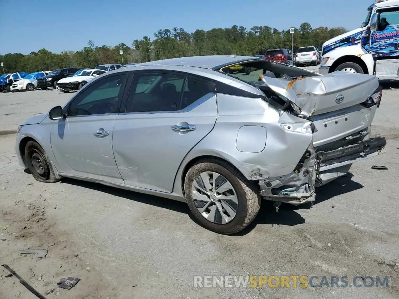 2 Photograph of a damaged car 1N4BL4BV8LC282395 NISSAN ALTIMA 2020