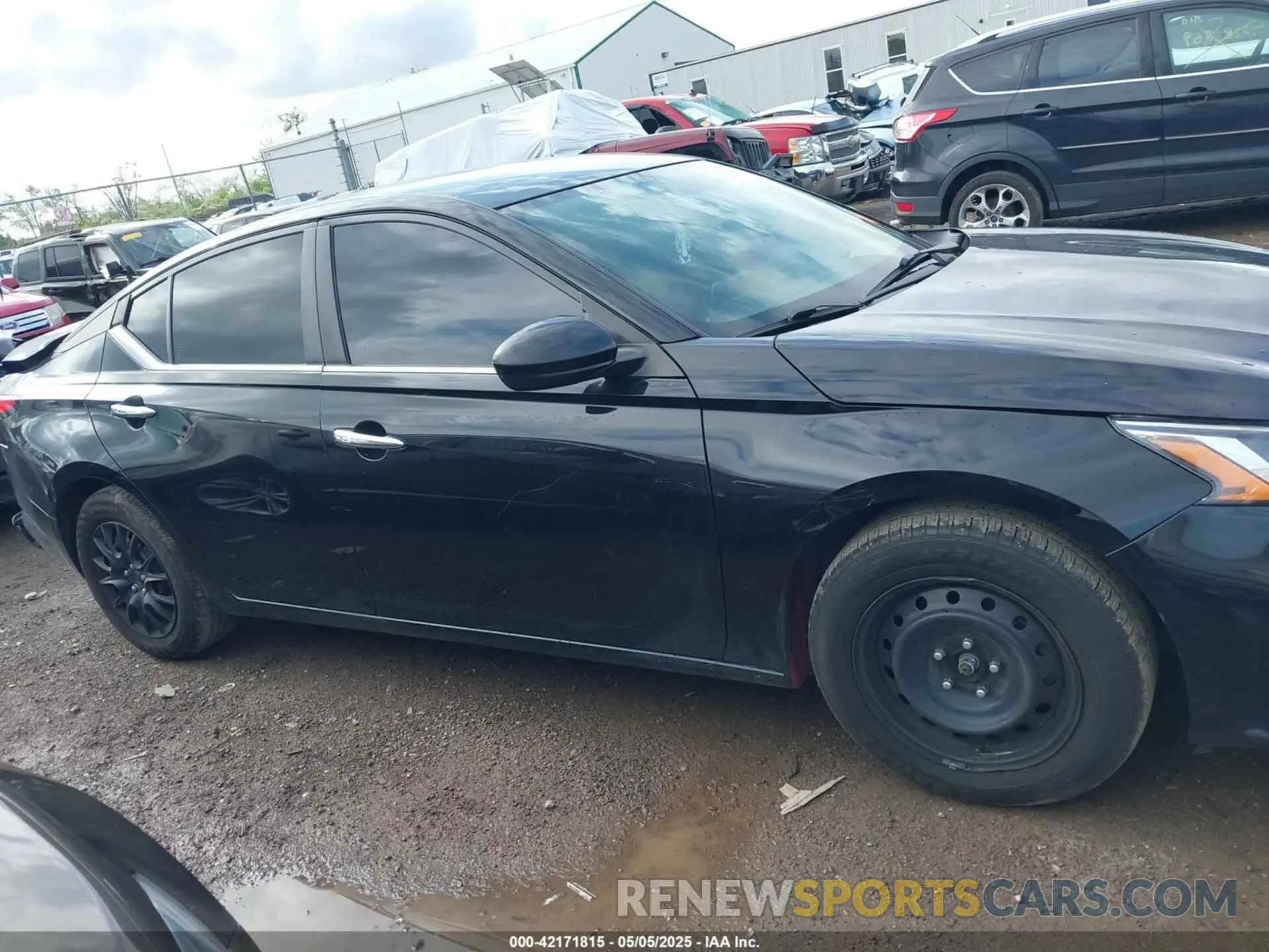 13 Photograph of a damaged car 1N4BL4BV8LN316484 NISSAN ALTIMA 2020