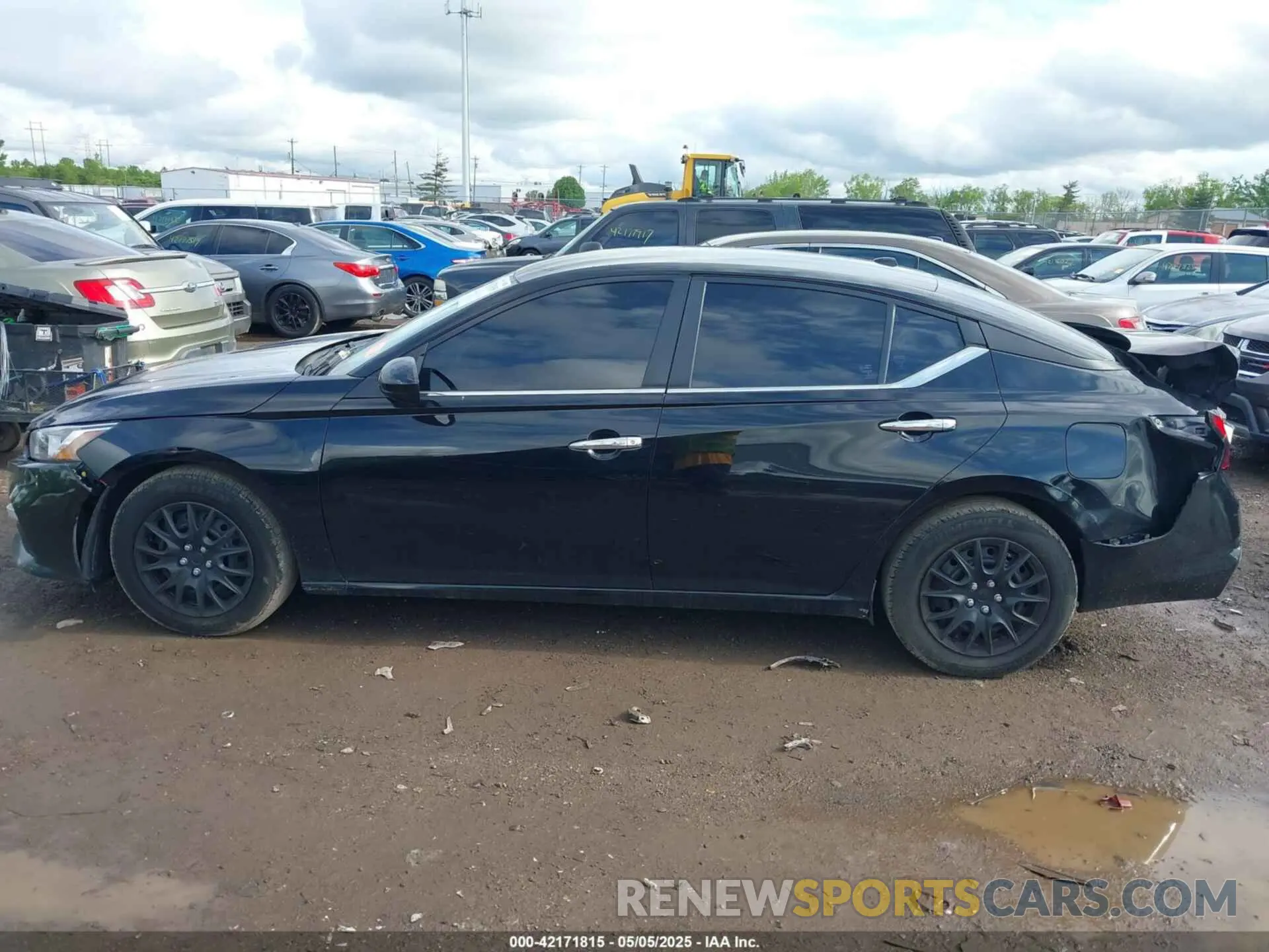 14 Photograph of a damaged car 1N4BL4BV8LN316484 NISSAN ALTIMA 2020