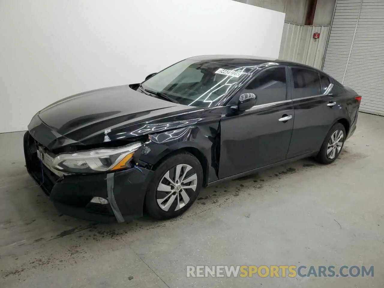 1 Photograph of a damaged car 1N4BL4BV8LN318882 NISSAN ALTIMA 2020