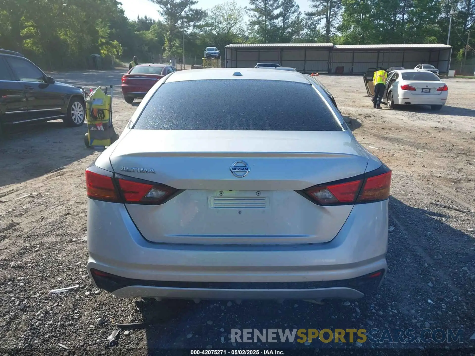 16 Photograph of a damaged car 1N4BL4BV9LC115091 NISSAN ALTIMA 2020