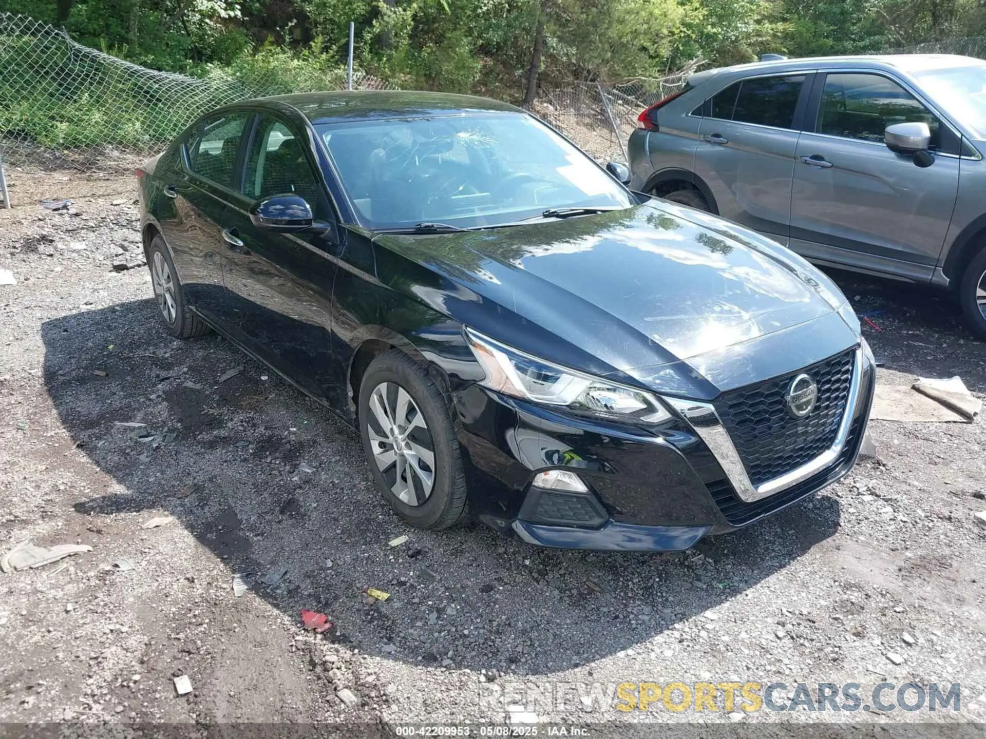1 Photograph of a damaged car 1N4BL4BV9LC134305 NISSAN ALTIMA 2020