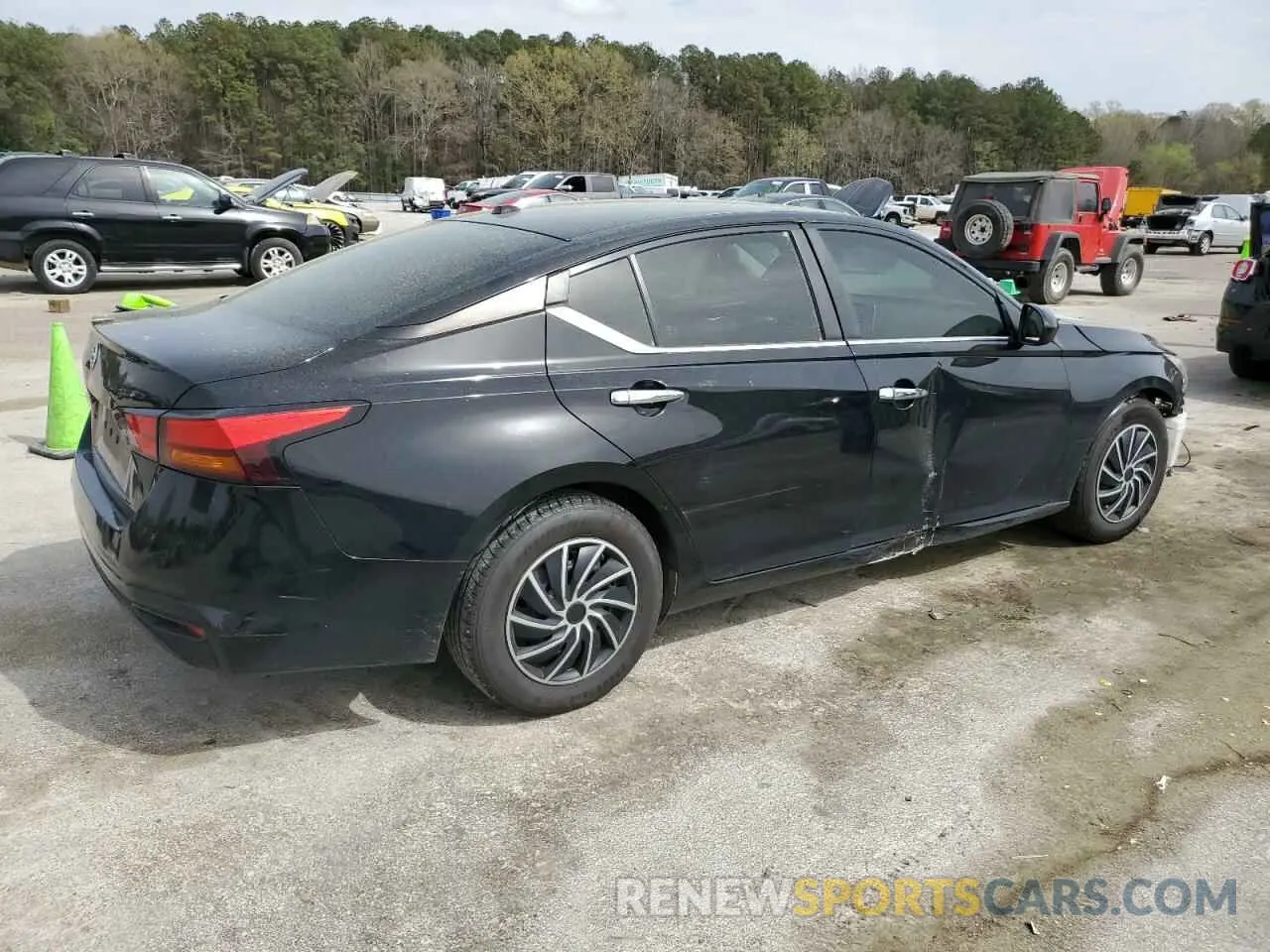 3 Photograph of a damaged car 1N4BL4BV9LC145580 NISSAN ALTIMA 2020