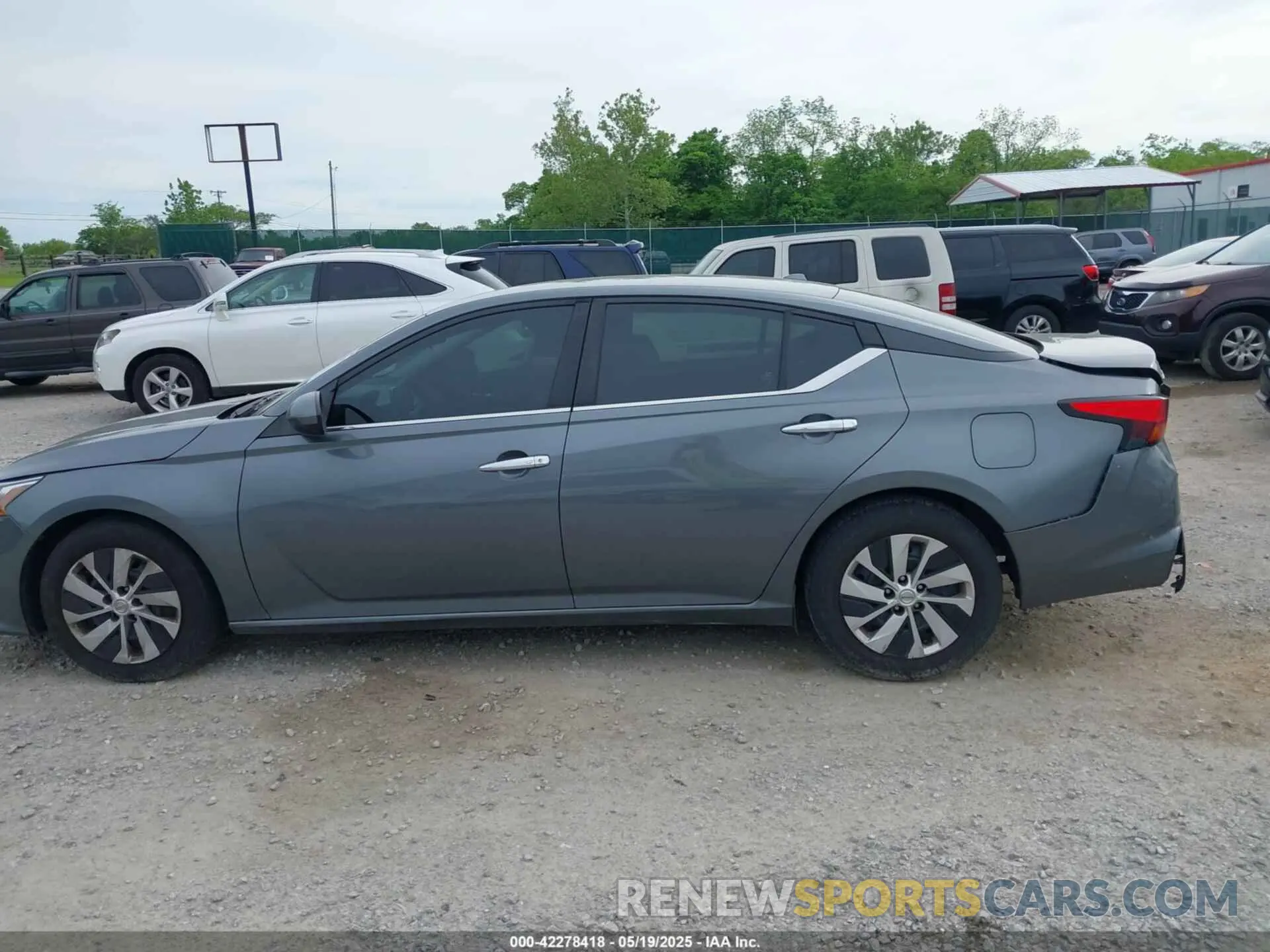 14 Photograph of a damaged car 1N4BL4BV9LC160287 NISSAN ALTIMA 2020