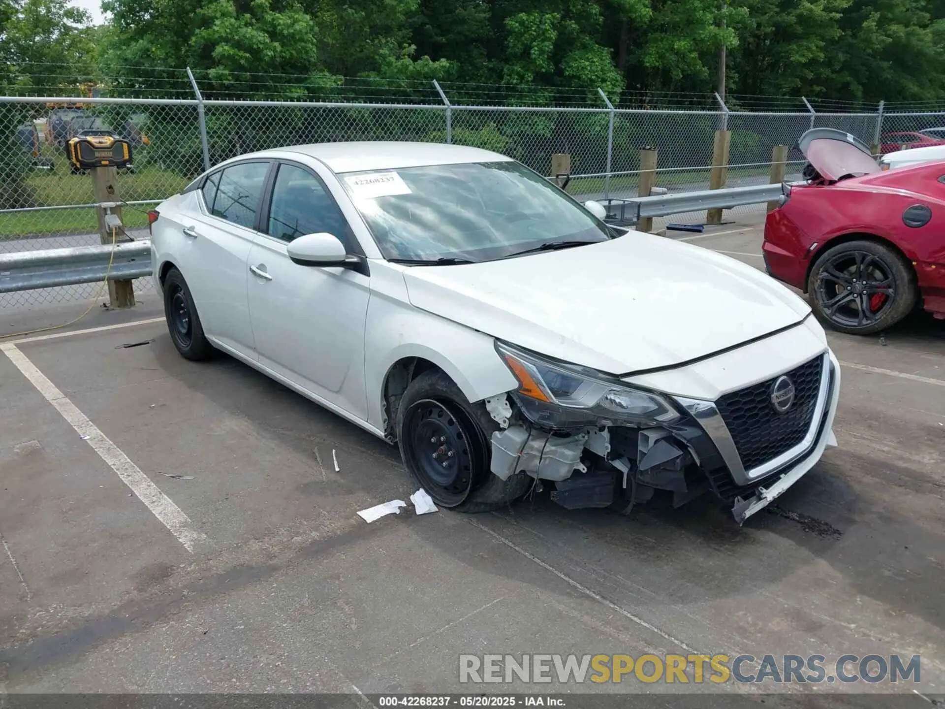 1 Photograph of a damaged car 1N4BL4BV9LC197274 NISSAN ALTIMA 2020