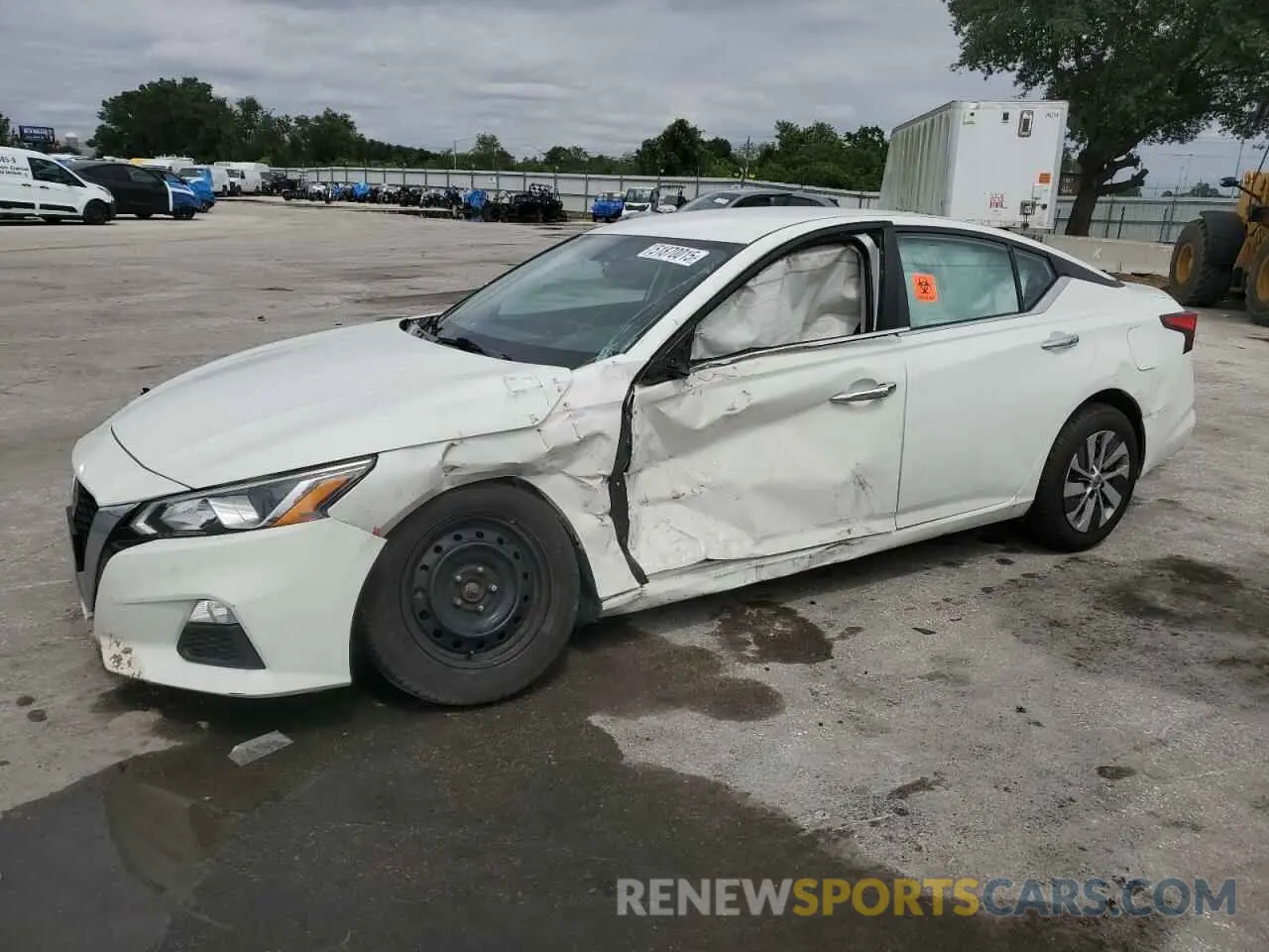 1 Photograph of a damaged car 1N4BL4BV9LC197307 NISSAN ALTIMA 2020