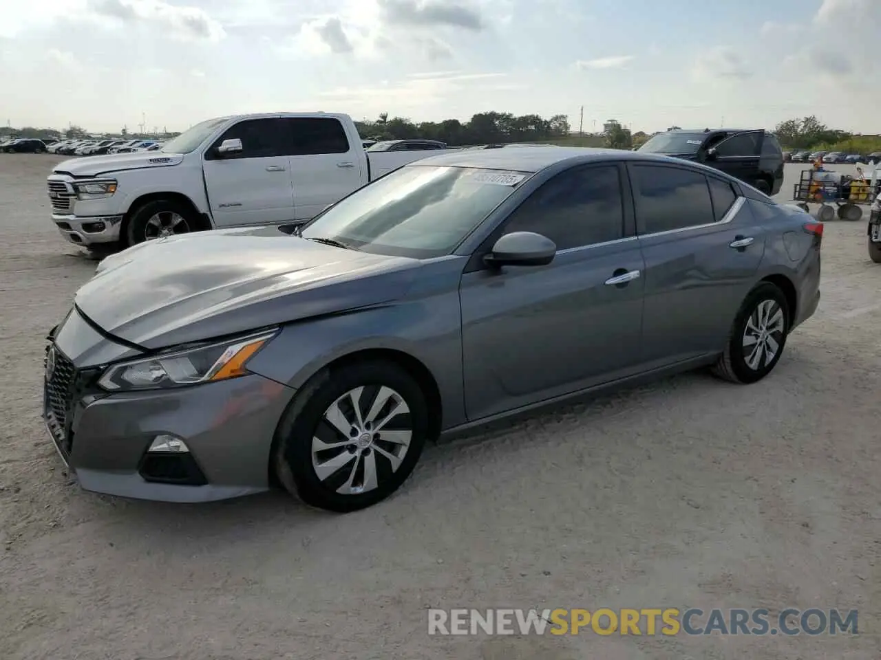 1 Photograph of a damaged car 1N4BL4BV9LC209505 NISSAN ALTIMA 2020
