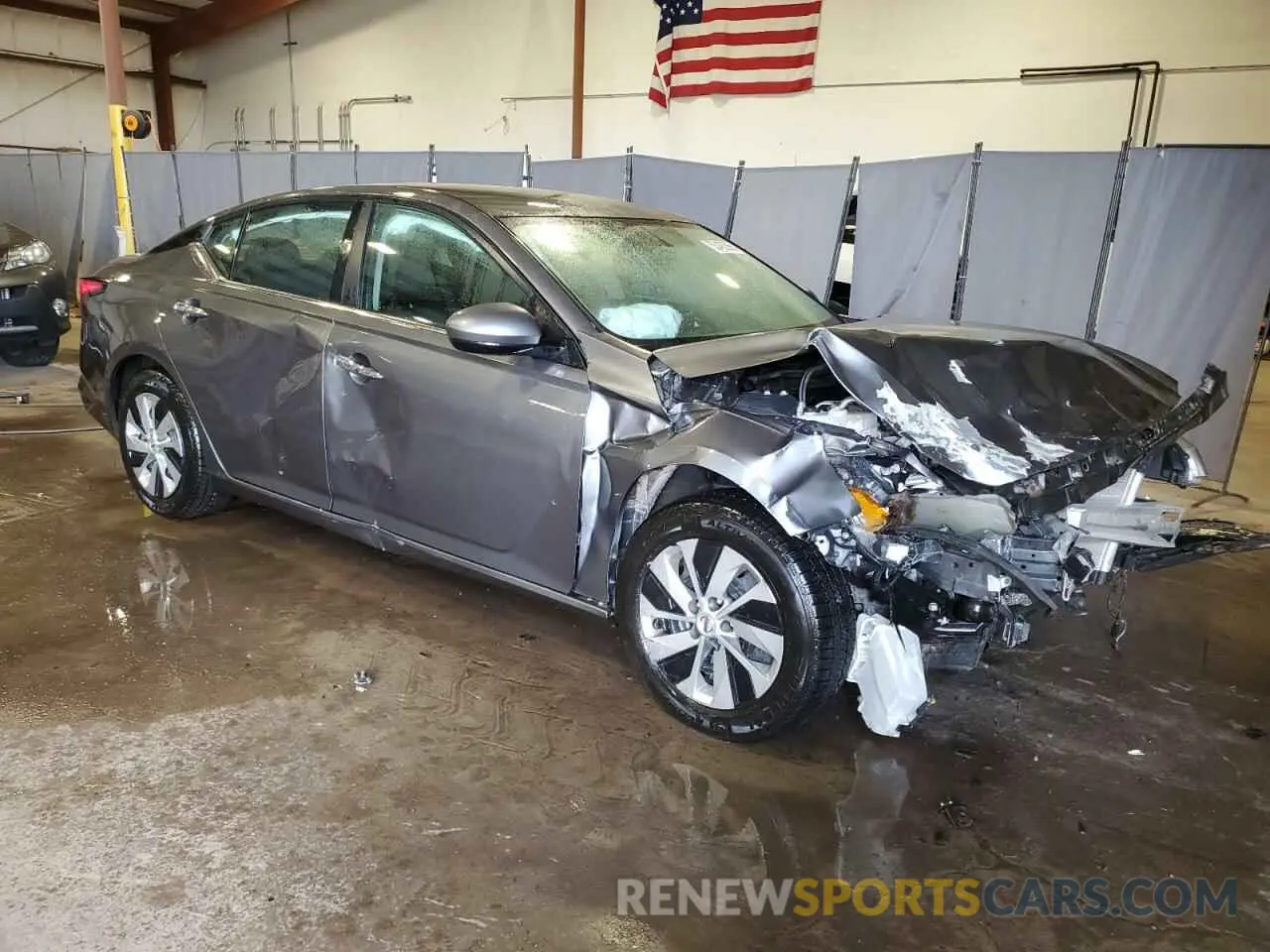4 Photograph of a damaged car 1N4BL4BV9LC217703 NISSAN ALTIMA 2020