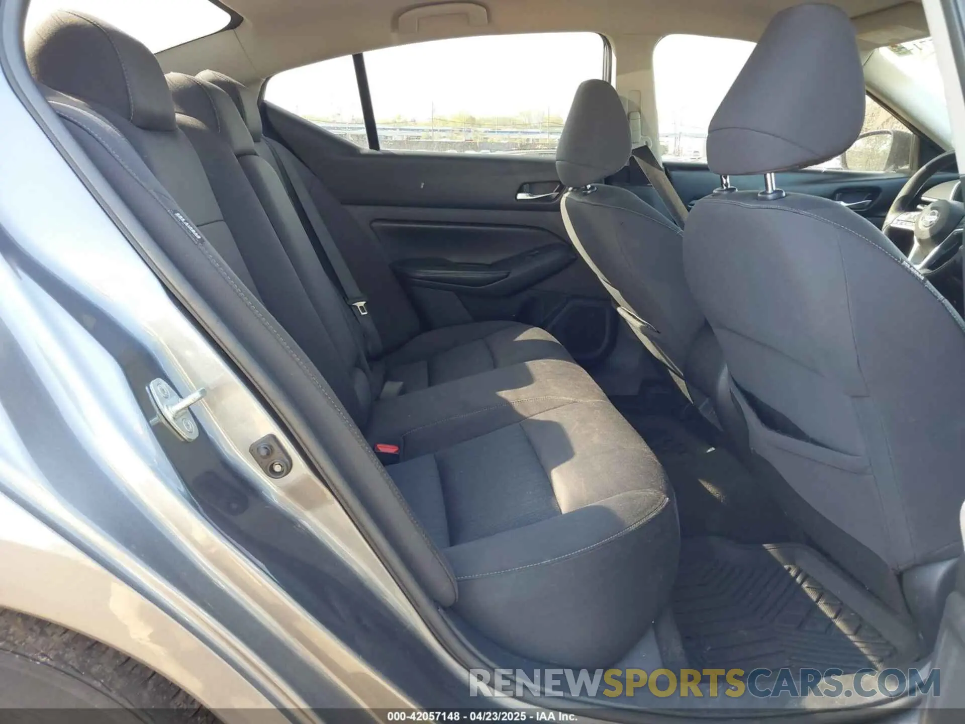 8 Photograph of a damaged car 1N4BL4BV9LC223159 NISSAN ALTIMA 2020