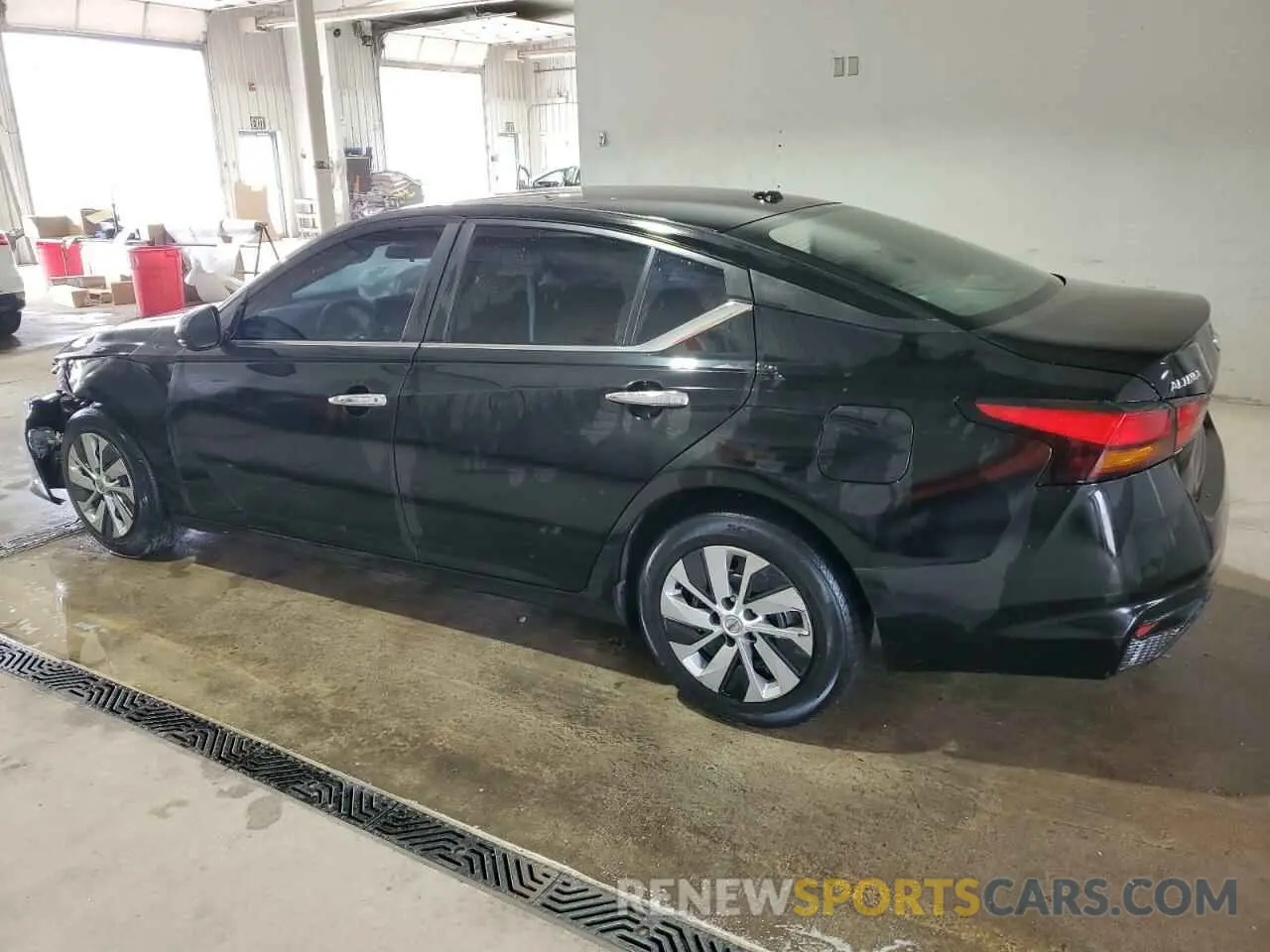 2 Photograph of a damaged car 1N4BL4BV9LC238745 NISSAN ALTIMA 2020