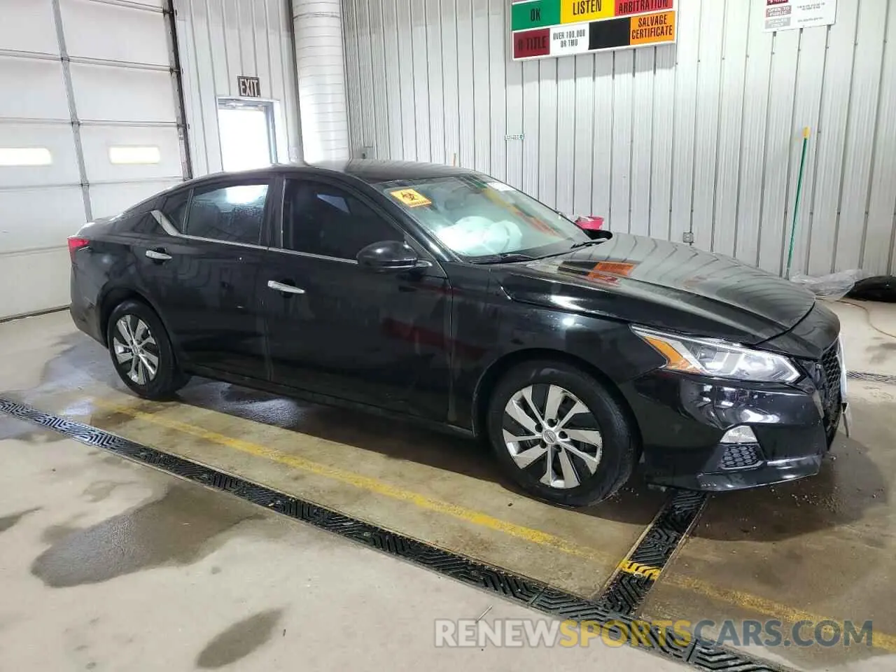 4 Photograph of a damaged car 1N4BL4BV9LC238745 NISSAN ALTIMA 2020