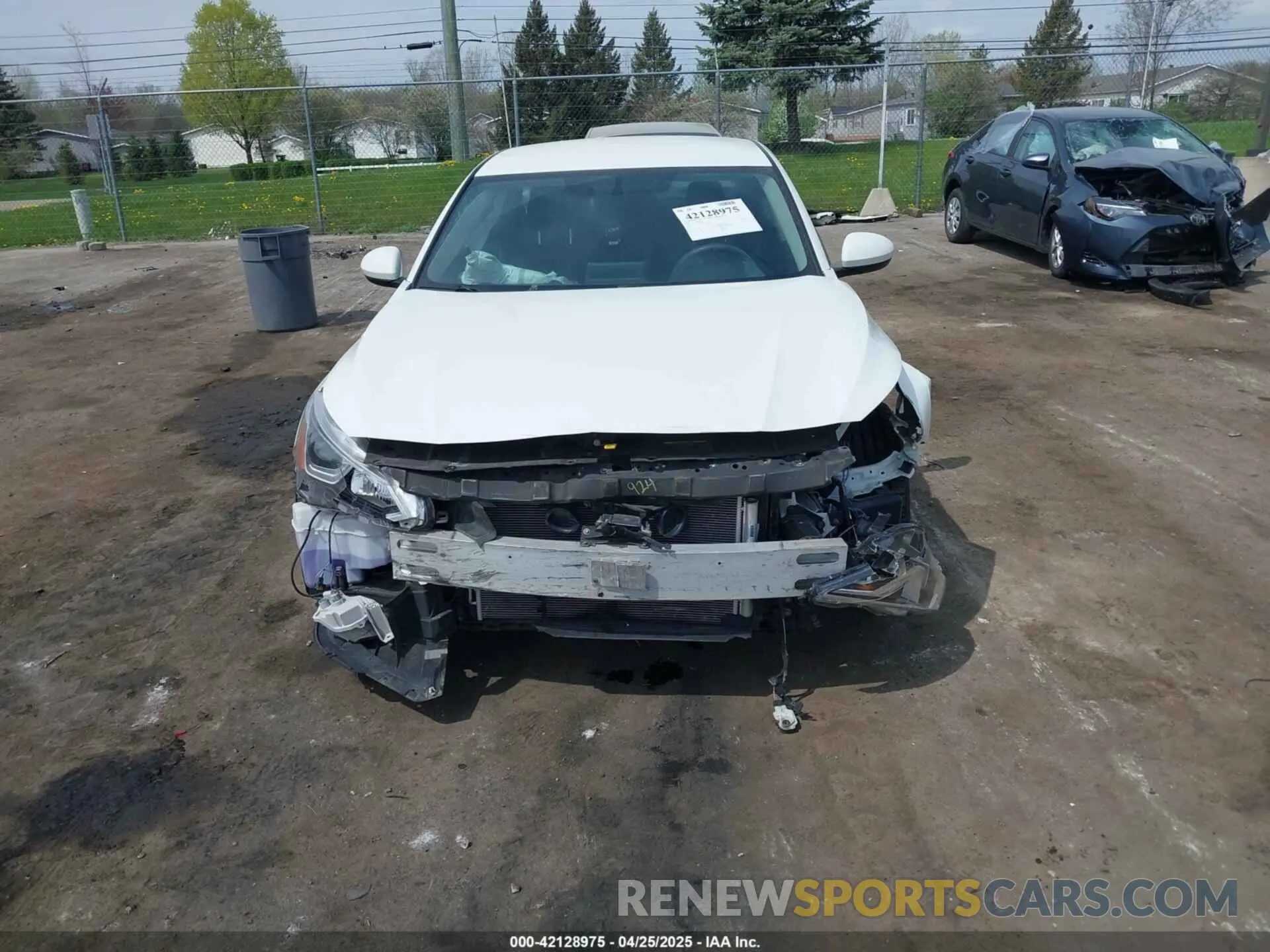 12 Photograph of a damaged car 1N4BL4BV9LC244061 NISSAN ALTIMA 2020