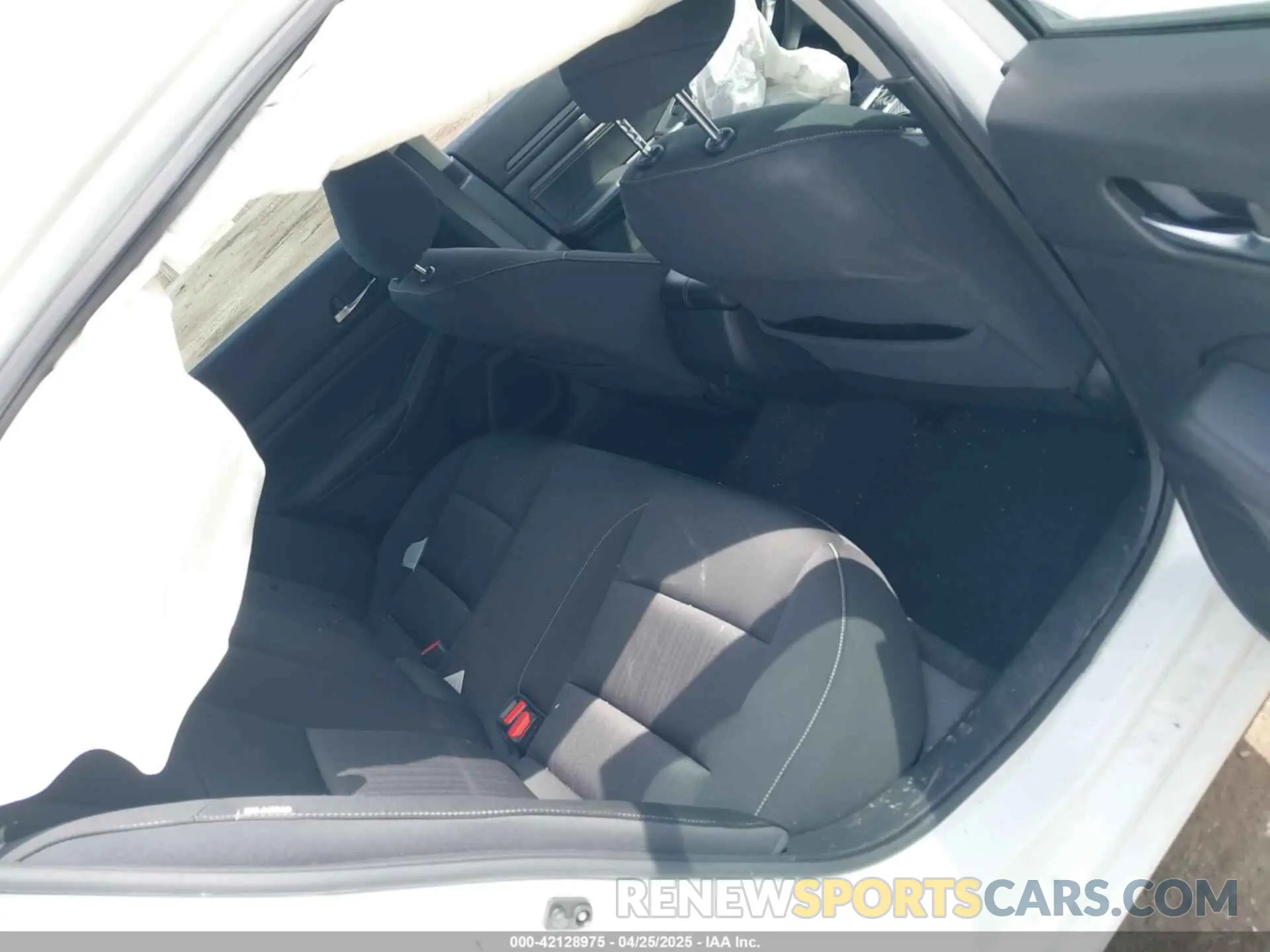 8 Photograph of a damaged car 1N4BL4BV9LC244061 NISSAN ALTIMA 2020