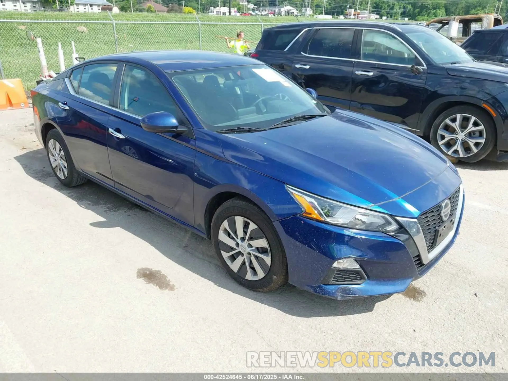 1 Photograph of a damaged car 1N4BL4BV9LC257201 NISSAN ALTIMA 2020