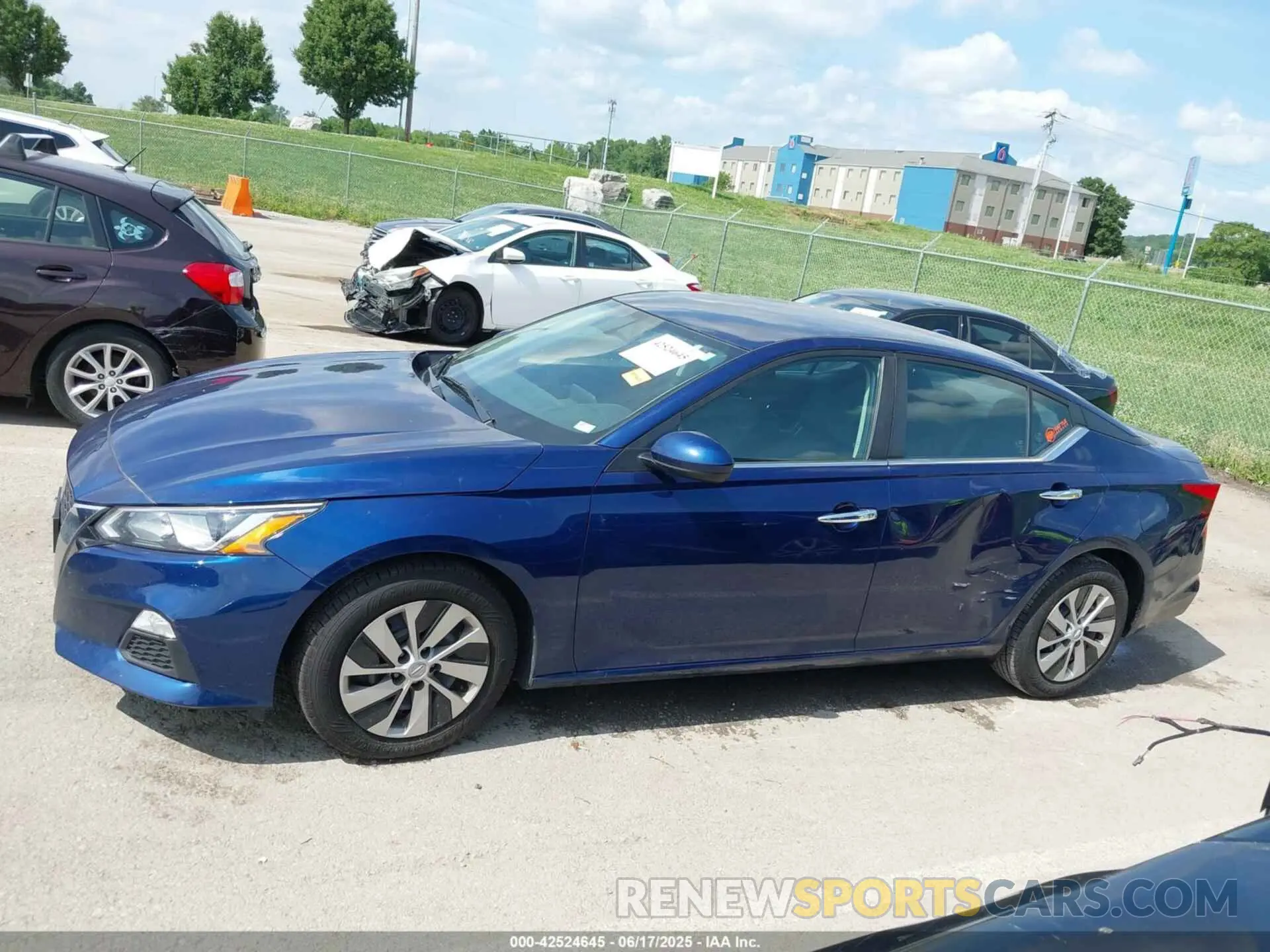 14 Photograph of a damaged car 1N4BL4BV9LC257201 NISSAN ALTIMA 2020