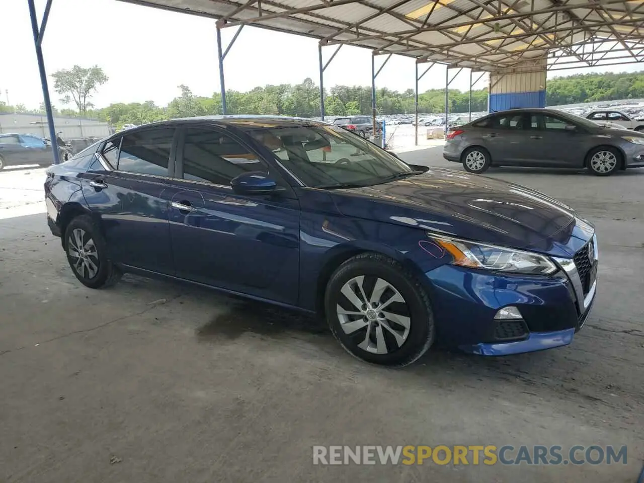 4 Photograph of a damaged car 1N4BL4BV9LC268344 NISSAN ALTIMA 2020