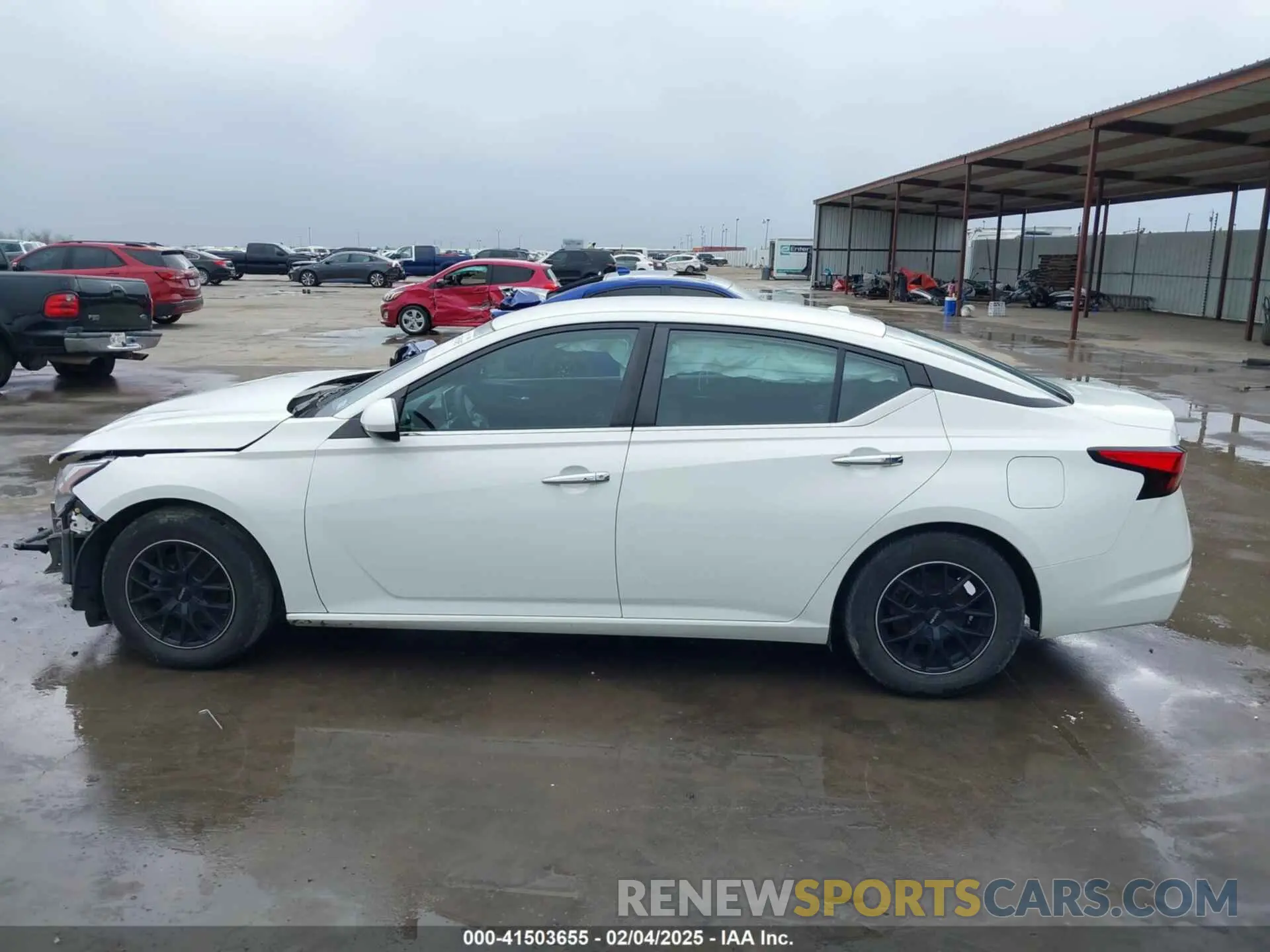 15 Photograph of a damaged car 1N4BL4BVXLC139349 NISSAN ALTIMA 2020