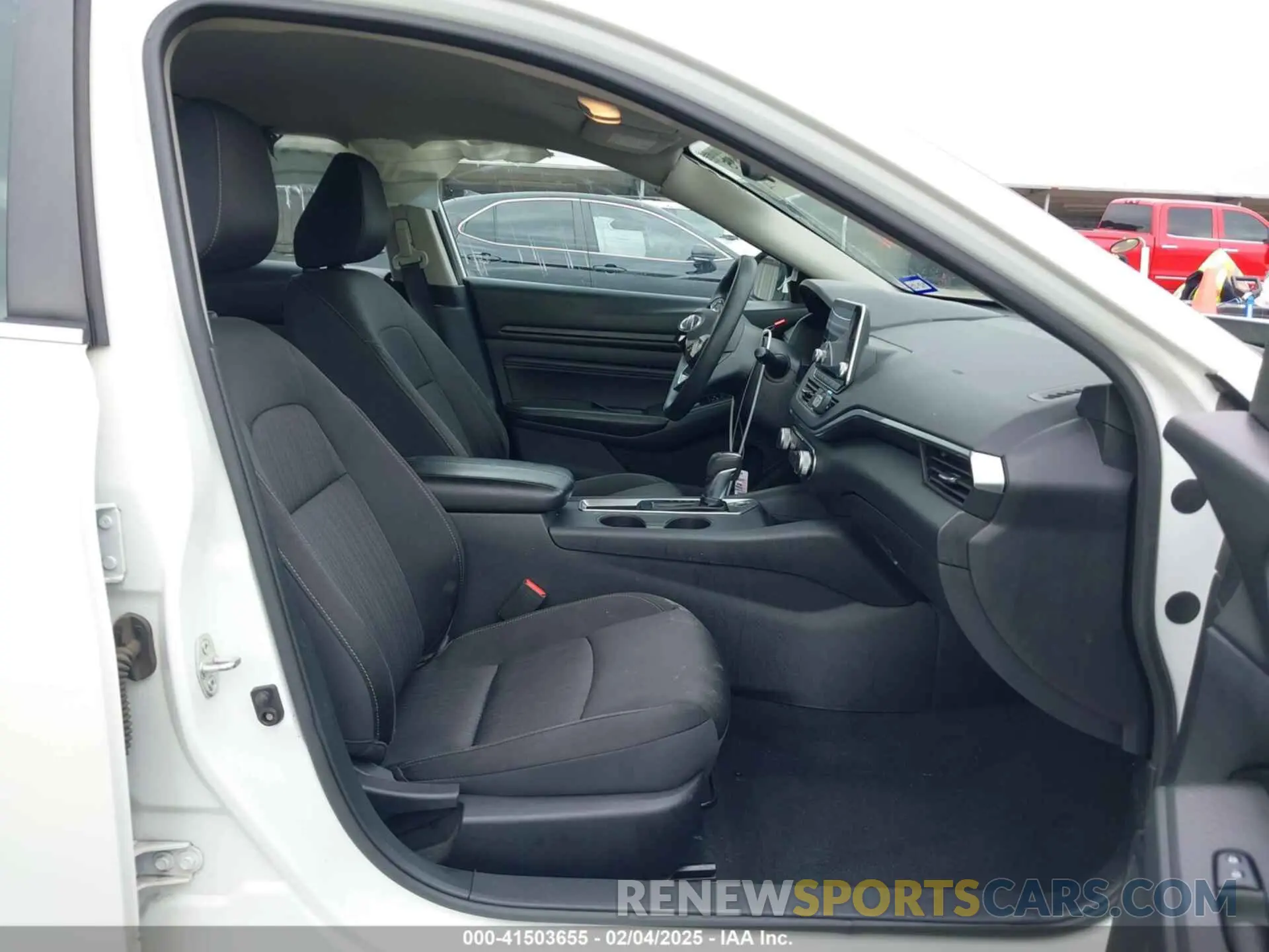 5 Photograph of a damaged car 1N4BL4BVXLC139349 NISSAN ALTIMA 2020