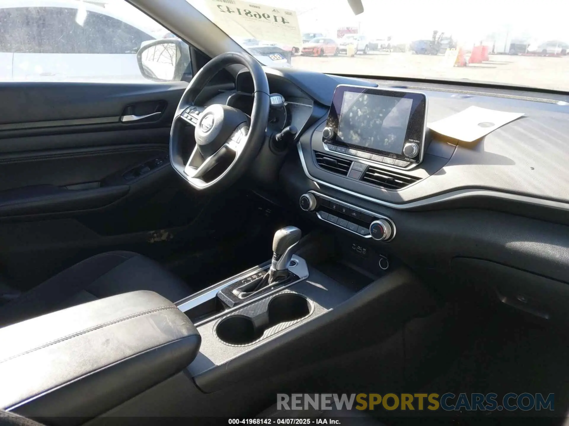 5 Photograph of a damaged car 1N4BL4BVXLC180757 NISSAN ALTIMA 2020