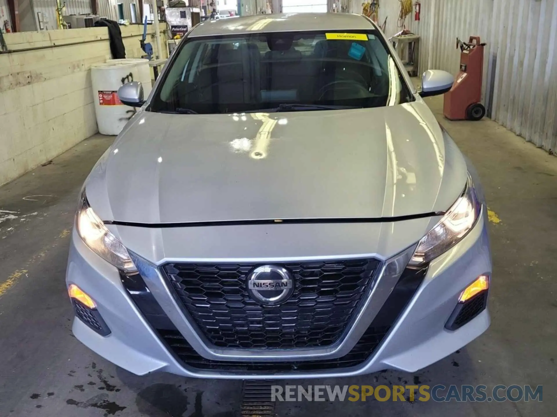 29 Photograph of a damaged car 1N4BL4BVXLC189006 NISSAN ALTIMA 2020