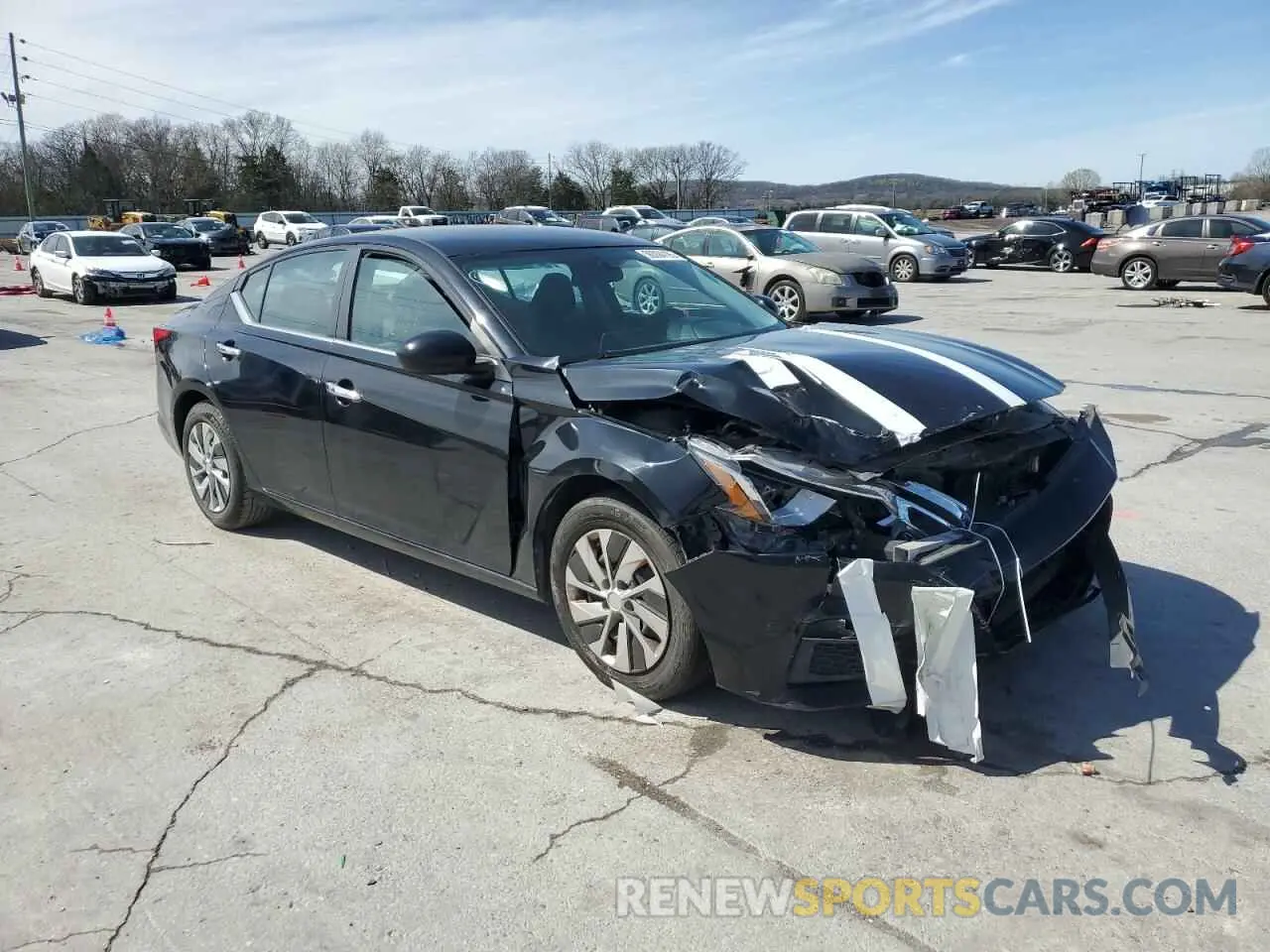 4 Photograph of a damaged car 1N4BL4BVXLC198398 NISSAN ALTIMA 2020
