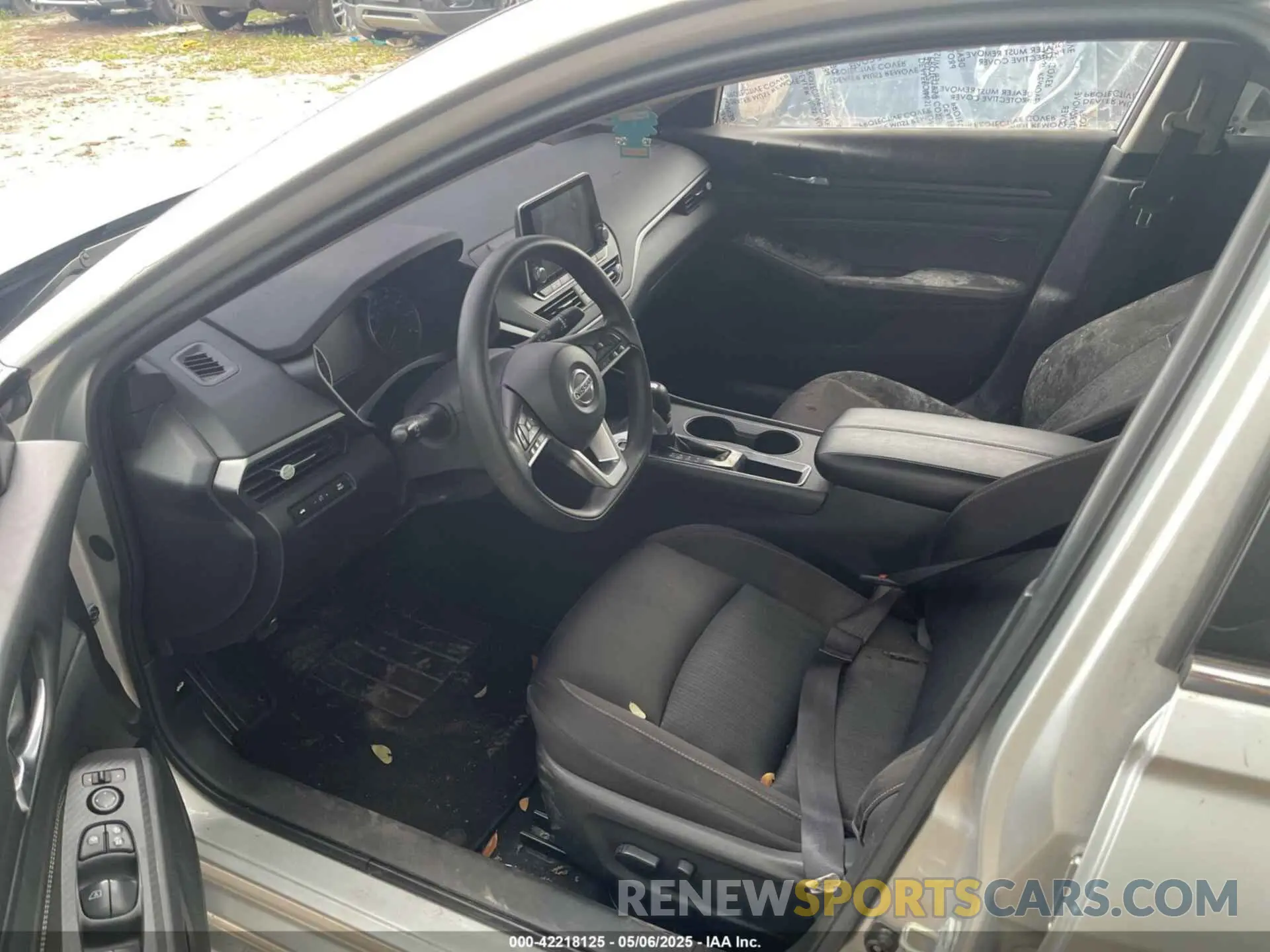 5 Photograph of a damaged car 1N4BL4BVXLC199373 NISSAN ALTIMA 2020
