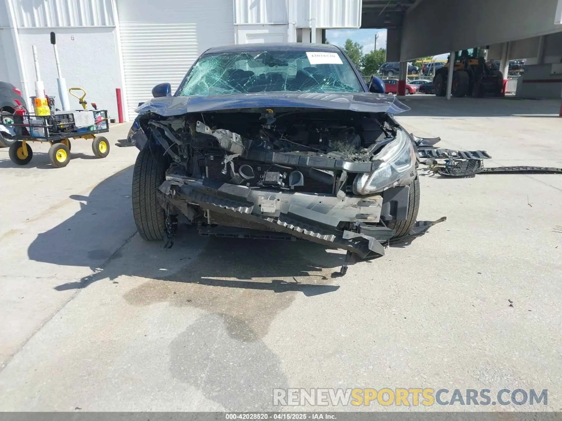 13 Photograph of a damaged car 1N4BL4BVXLC204474 NISSAN ALTIMA 2020