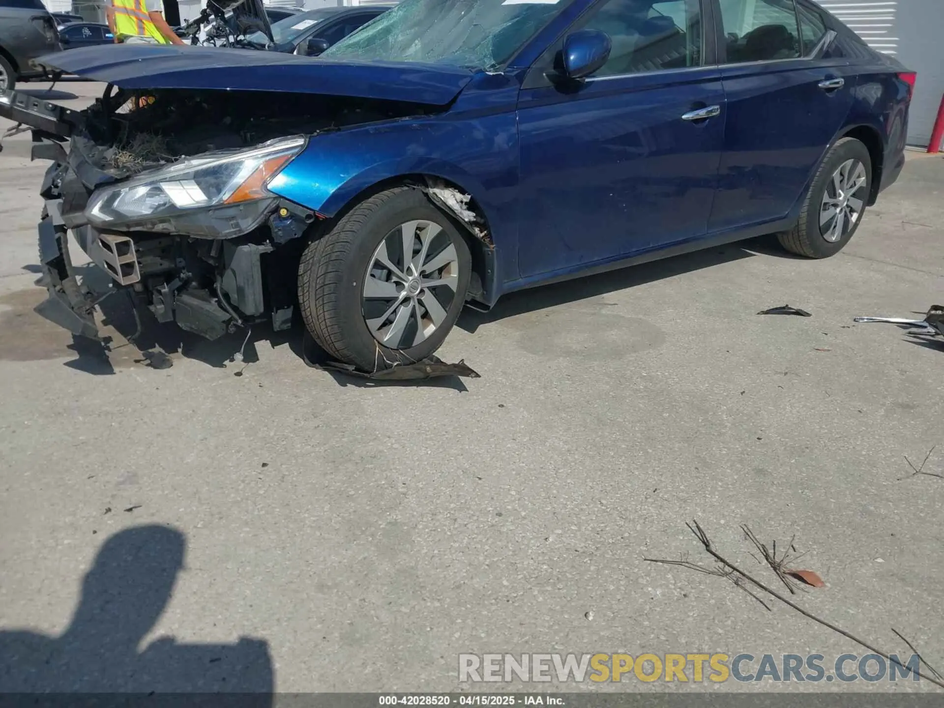 2 Photograph of a damaged car 1N4BL4BVXLC204474 NISSAN ALTIMA 2020
