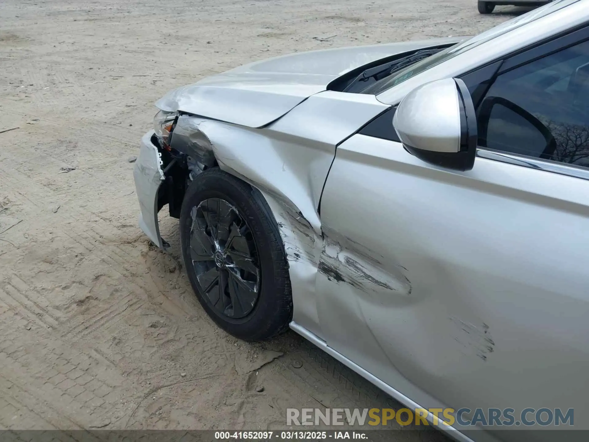 6 Photograph of a damaged car 1N4BL4BVXLC208122 NISSAN ALTIMA 2020