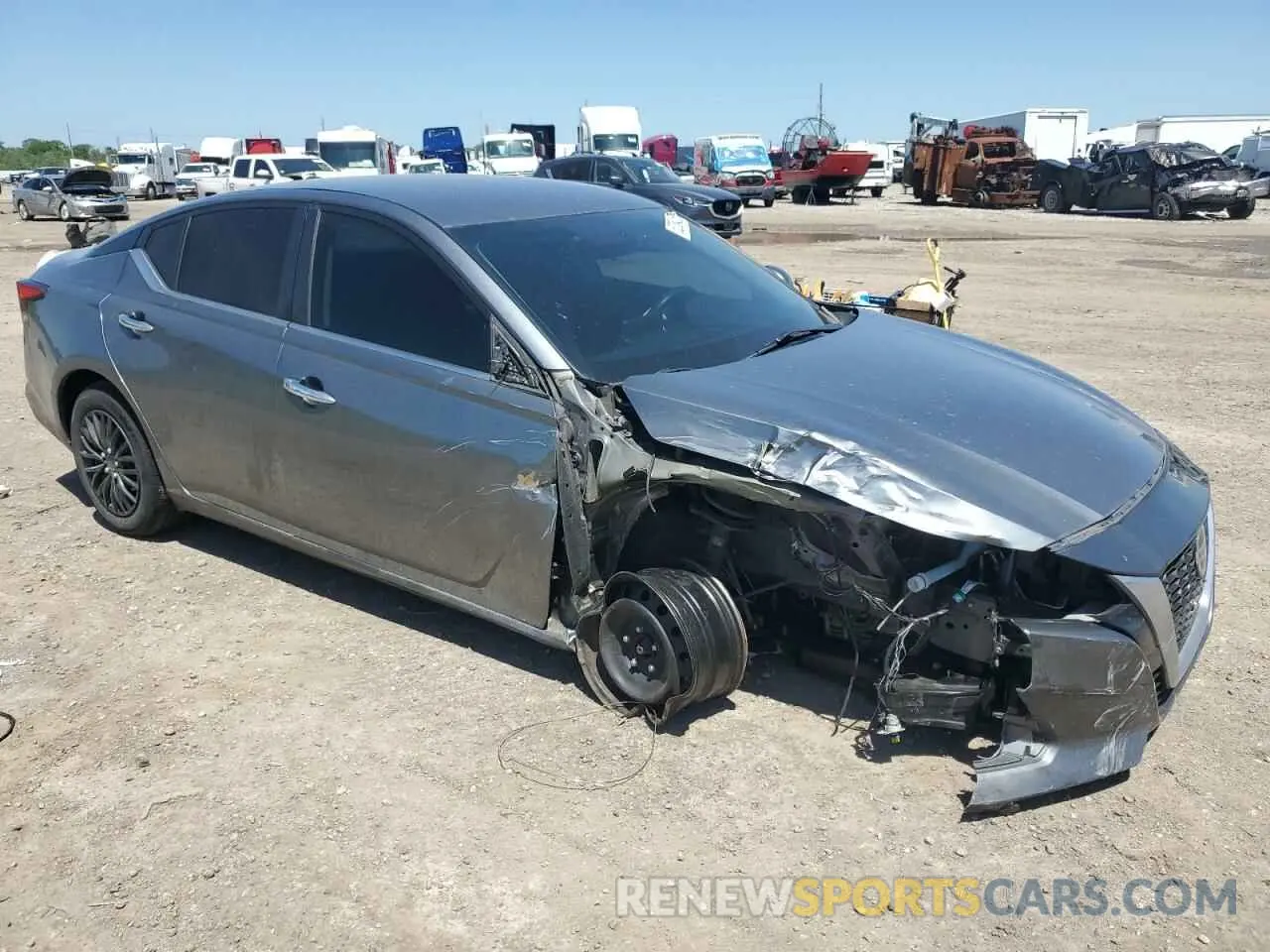 4 Photograph of a damaged car 1N4BL4BVXLC217483 NISSAN ALTIMA 2020