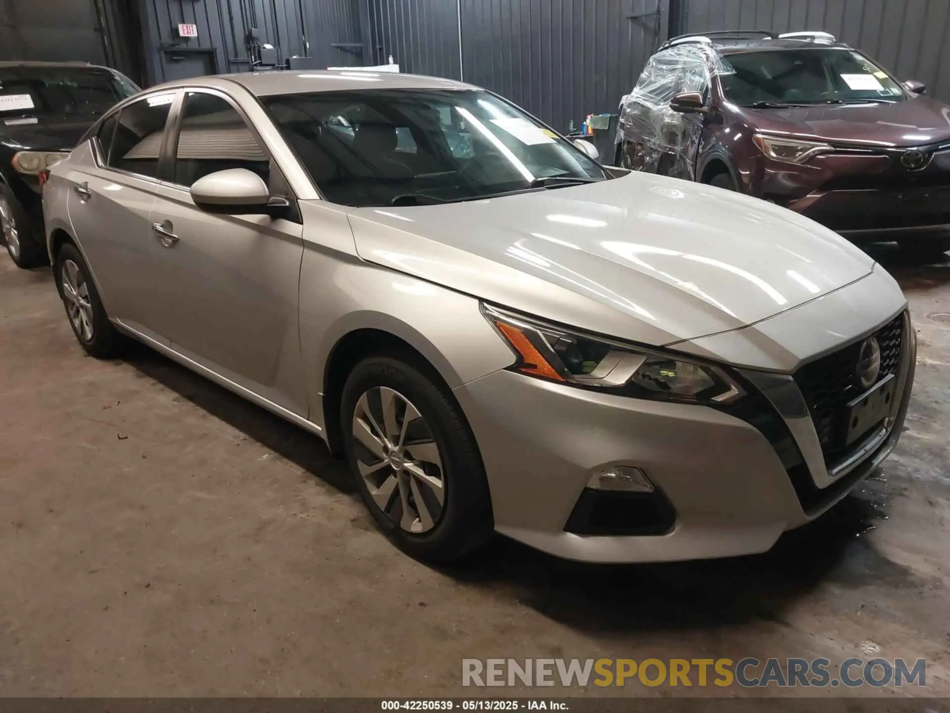 1 Photograph of a damaged car 1N4BL4BVXLC236910 NISSAN ALTIMA 2020