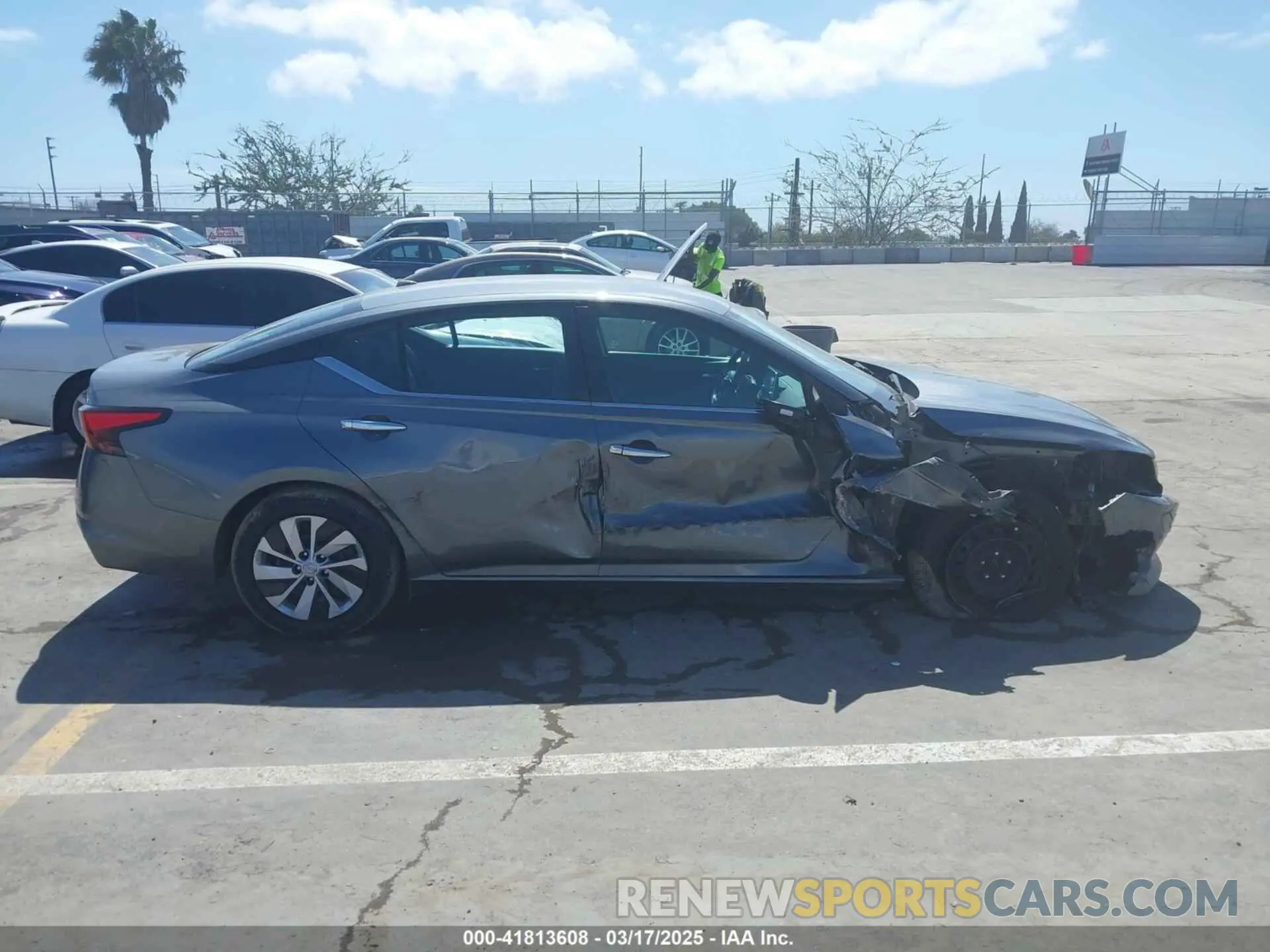 13 Photograph of a damaged car 1N4BL4BVXLC237264 NISSAN ALTIMA 2020