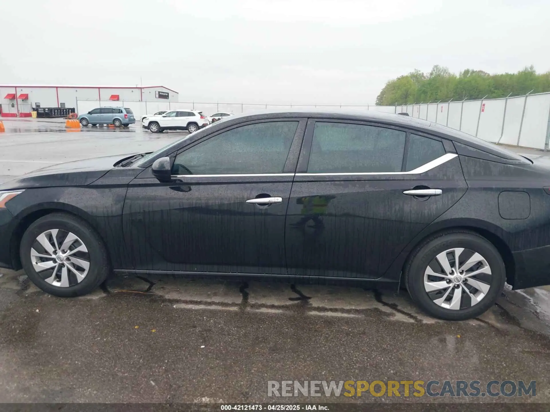 14 Photograph of a damaged car 1N4BL4BVXLC237930 NISSAN ALTIMA 2020