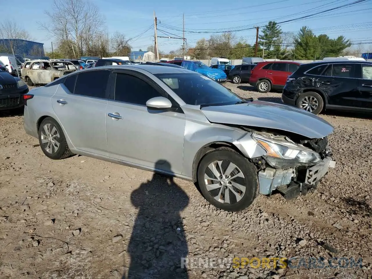 4 Photograph of a damaged car 1N4BL4BVXLC238608 NISSAN ALTIMA 2020