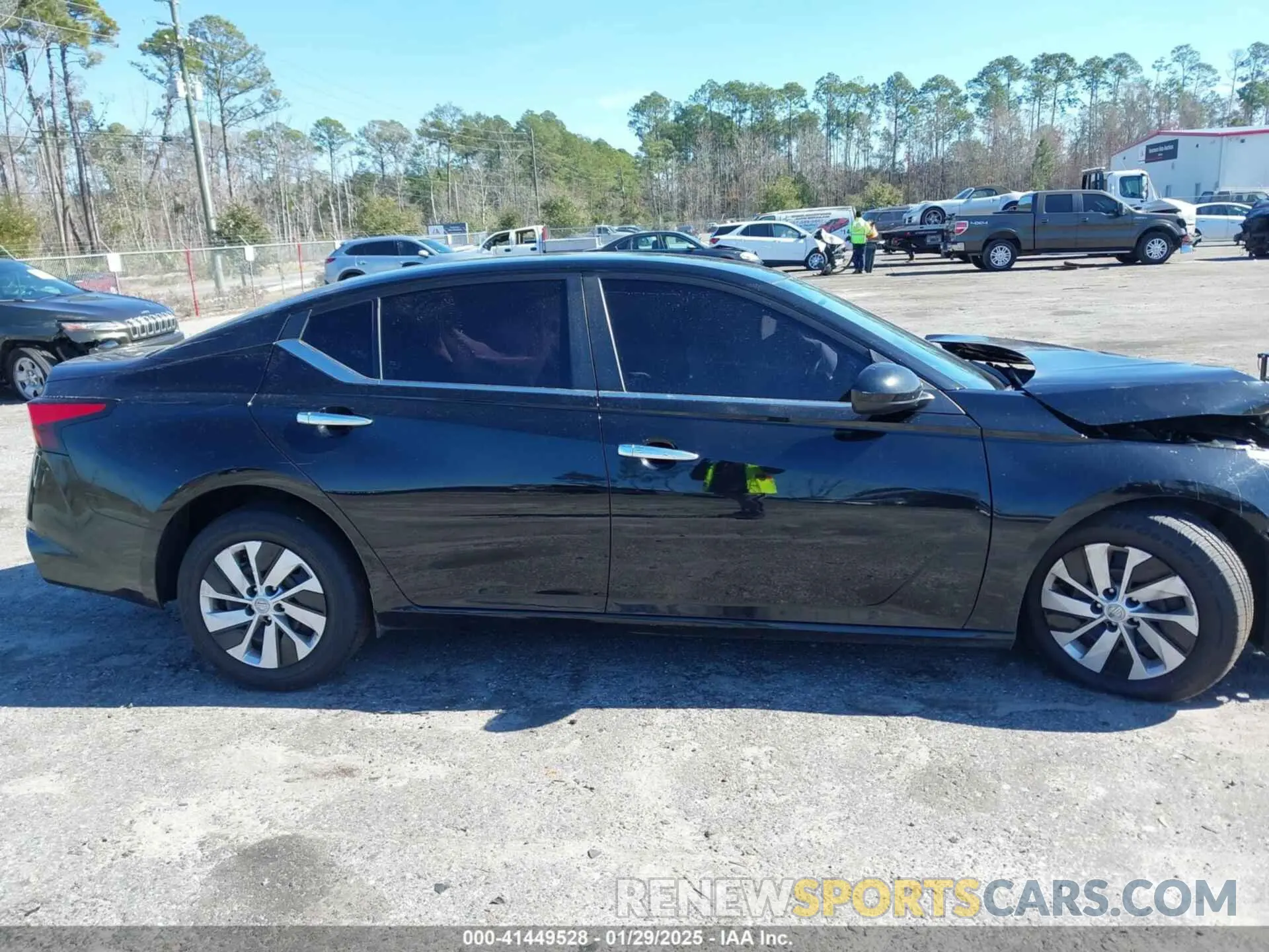 13 Photograph of a damaged car 1N4BL4BVXLC243162 NISSAN ALTIMA 2020